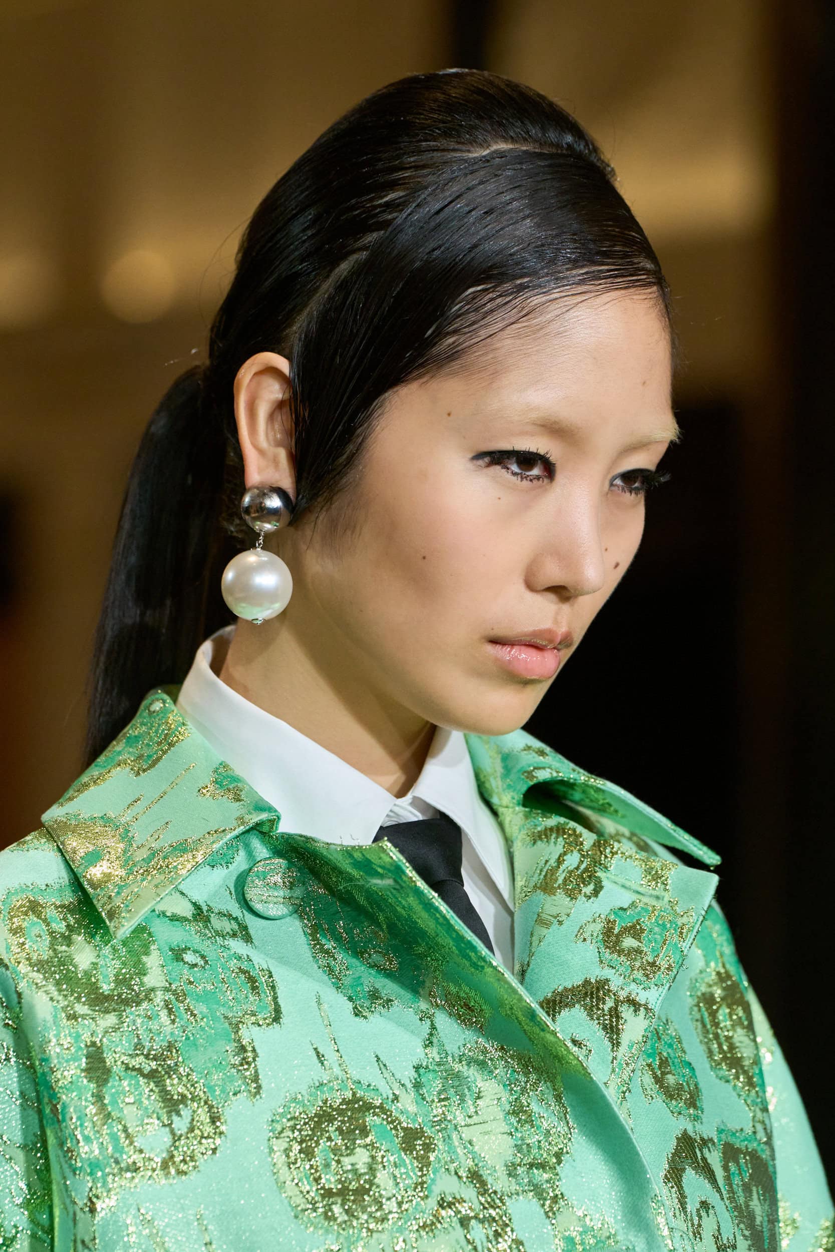 Huishan Zhang Fall 2025 Fashion Show Details