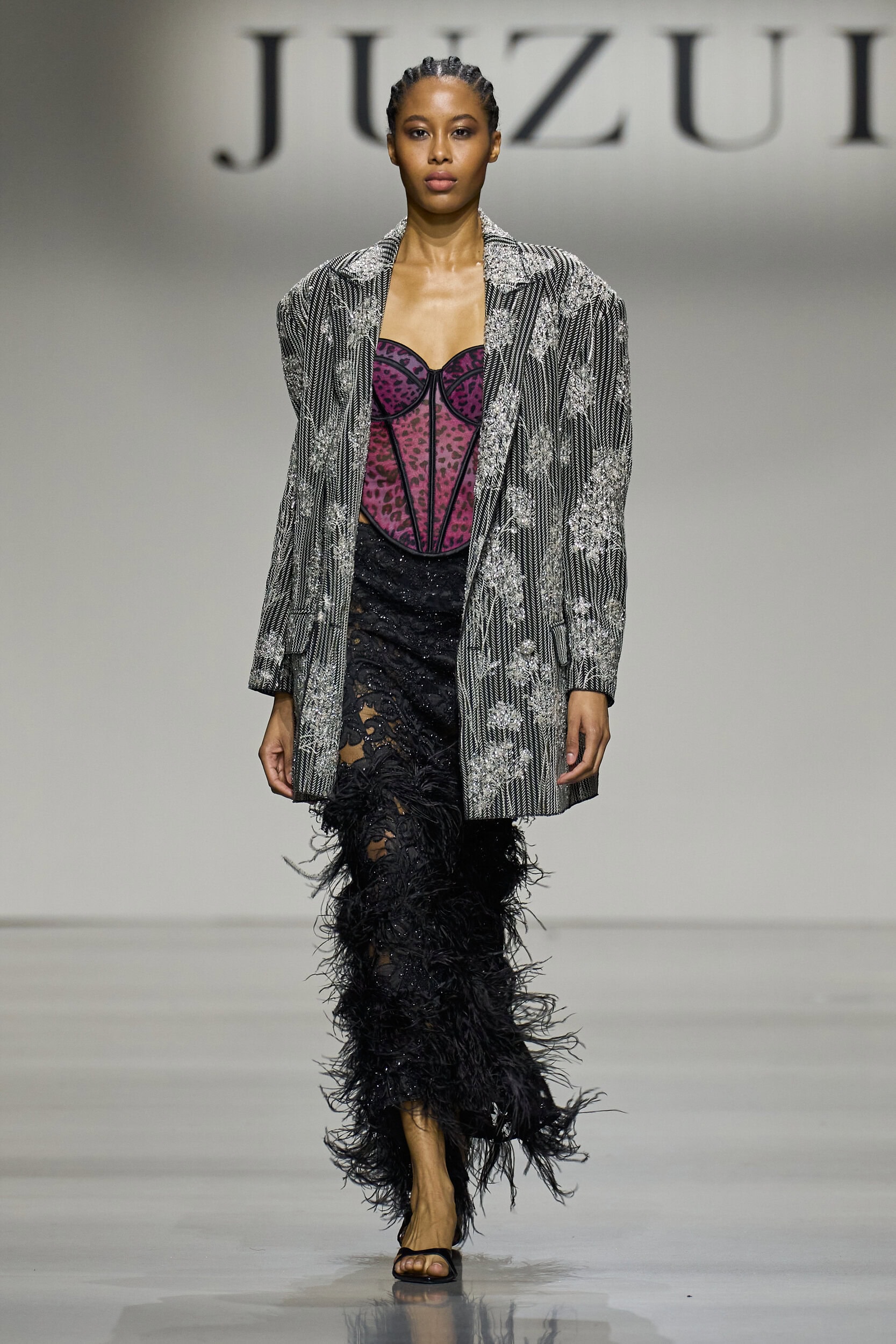 Juzui  Fall 2025 Fashion Show