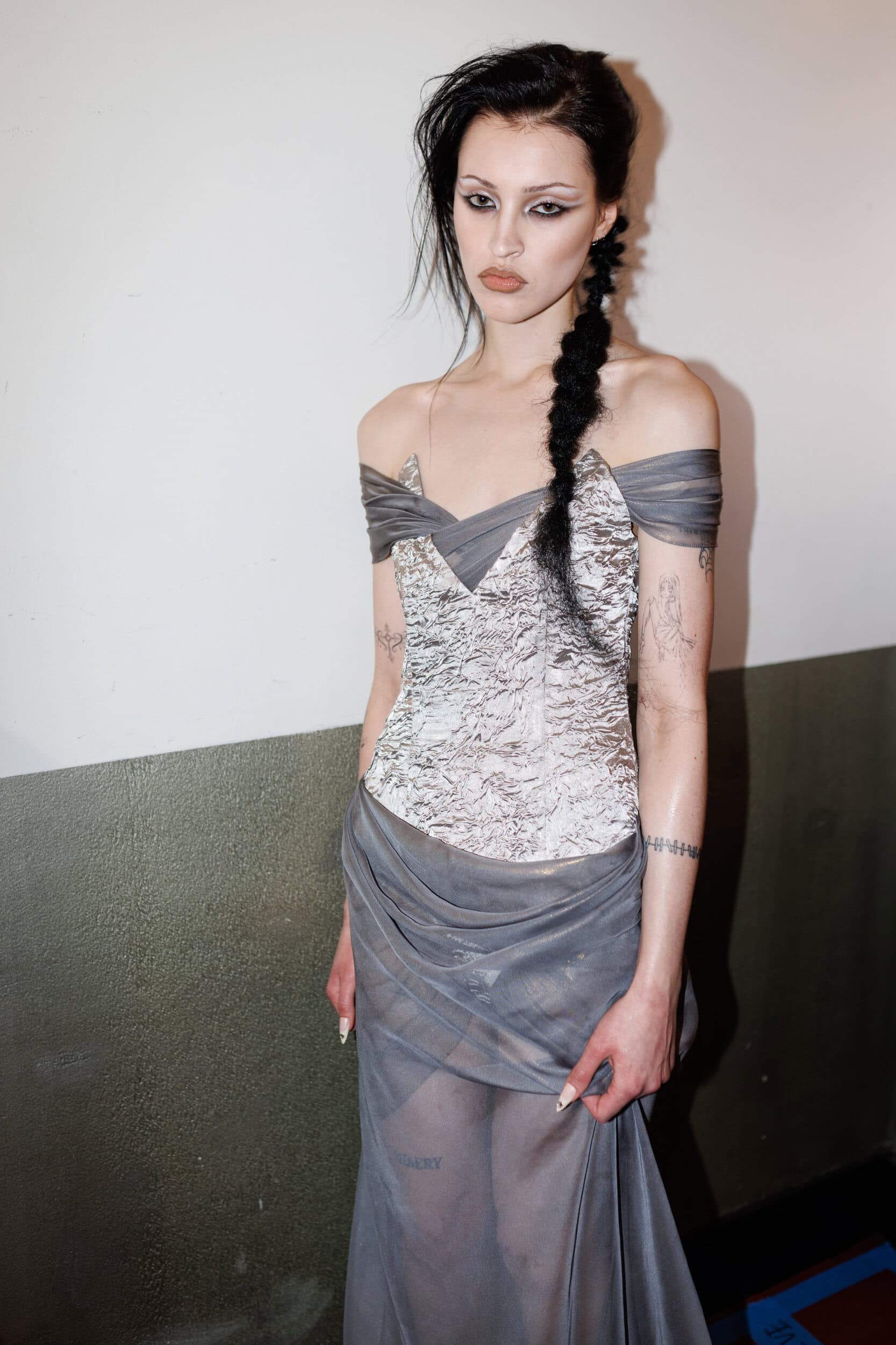 Kim Shui  Fall 2025 Fashion Show Backstage