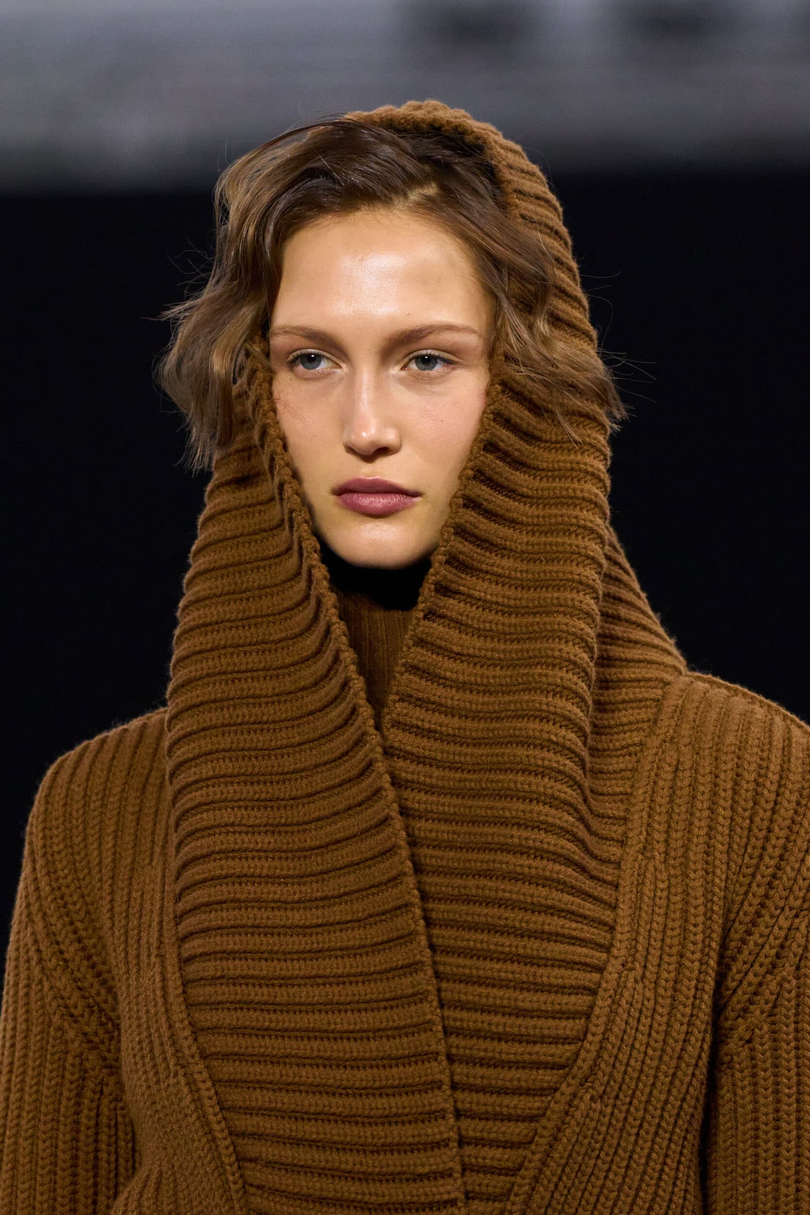 Max Mara Fall 2025 Fashion Show Details