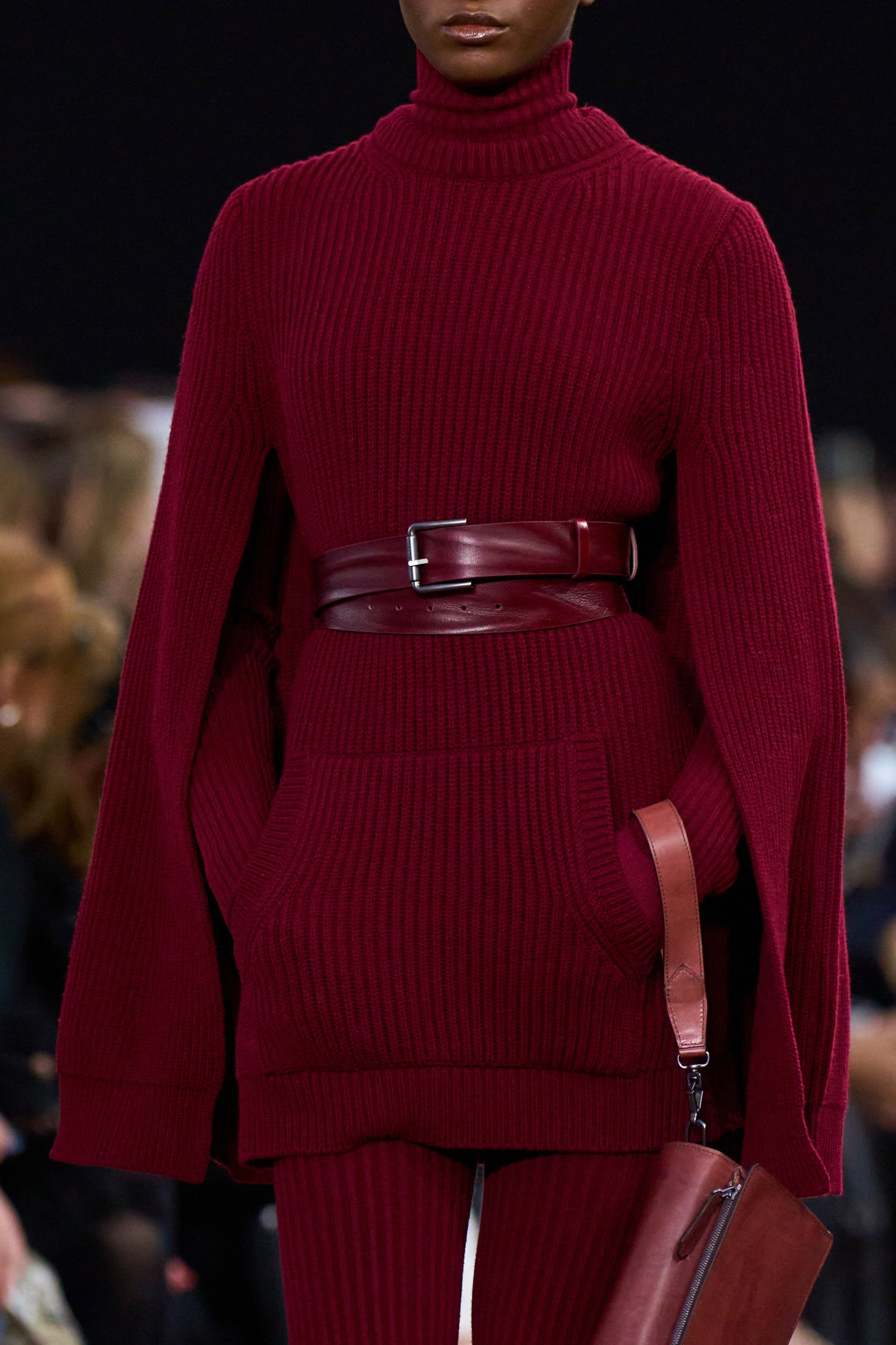 Max Mara Fall 2025 Fashion Show Details