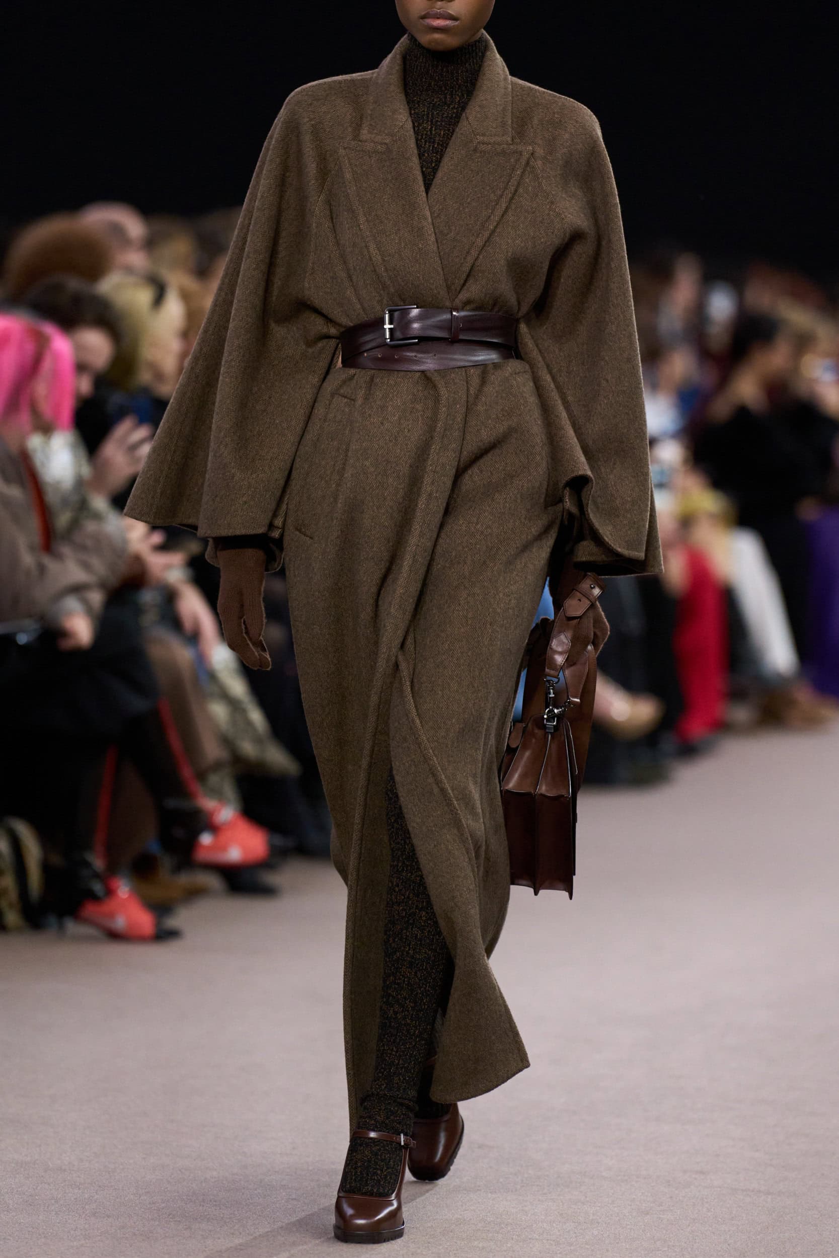 Max Mara Fall 2025 Fashion Show Details