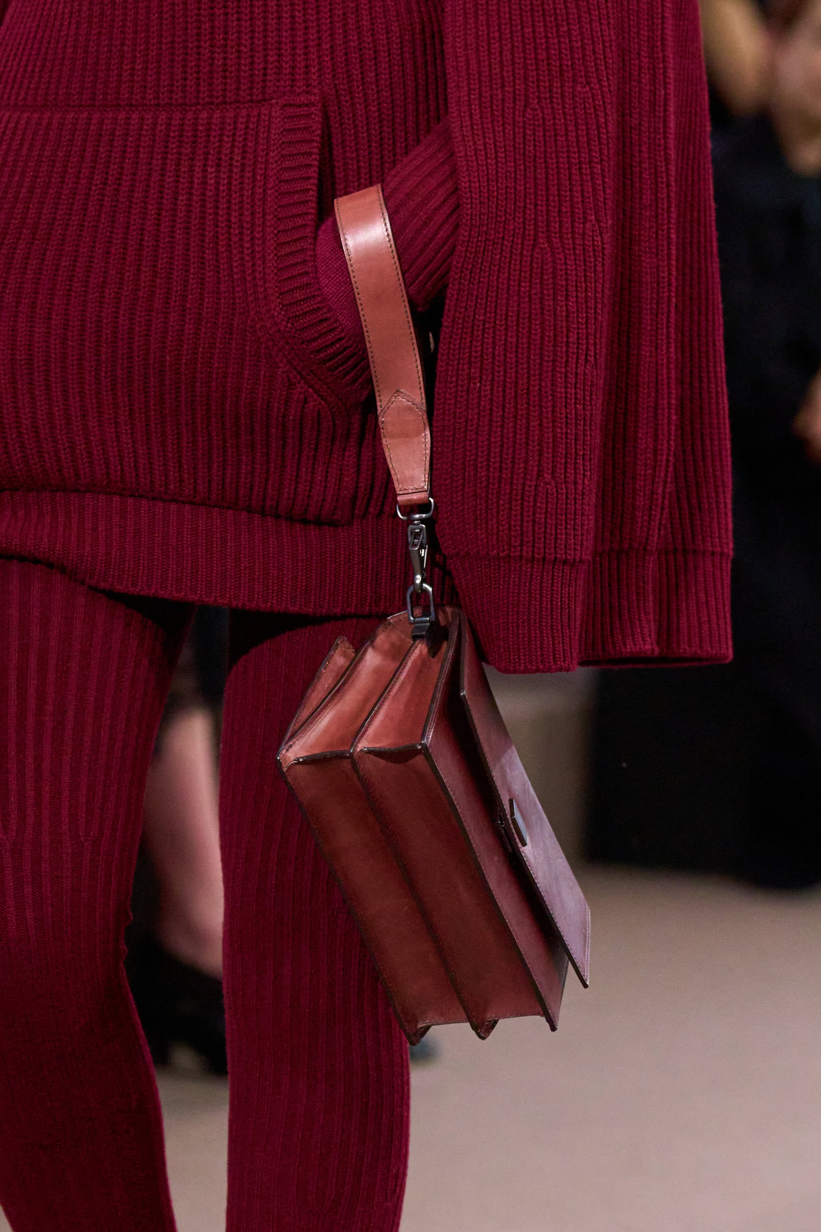 Max Mara Fall 2025 Fashion Show Details