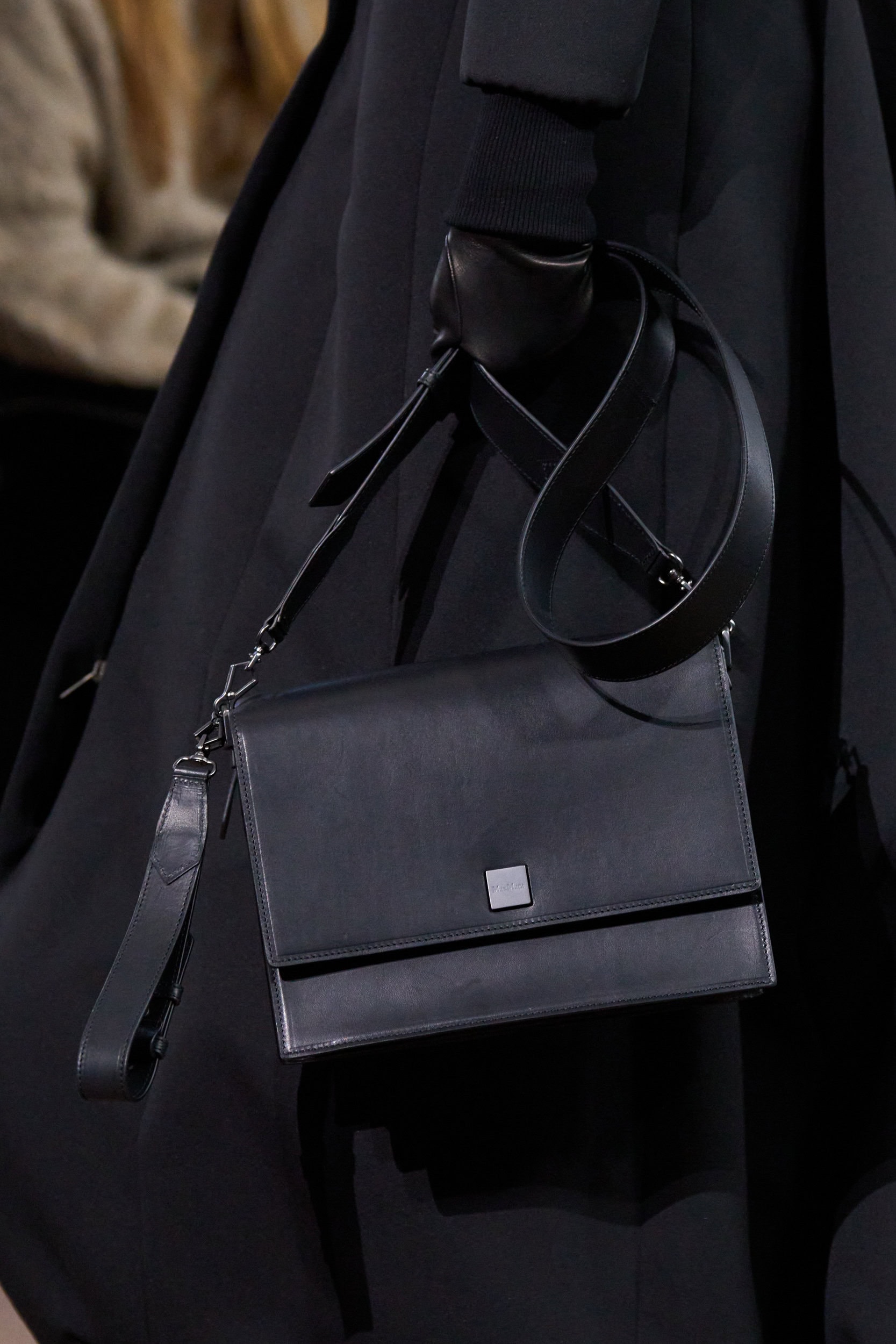 Max Mara Fall 2025 Fashion Show Details