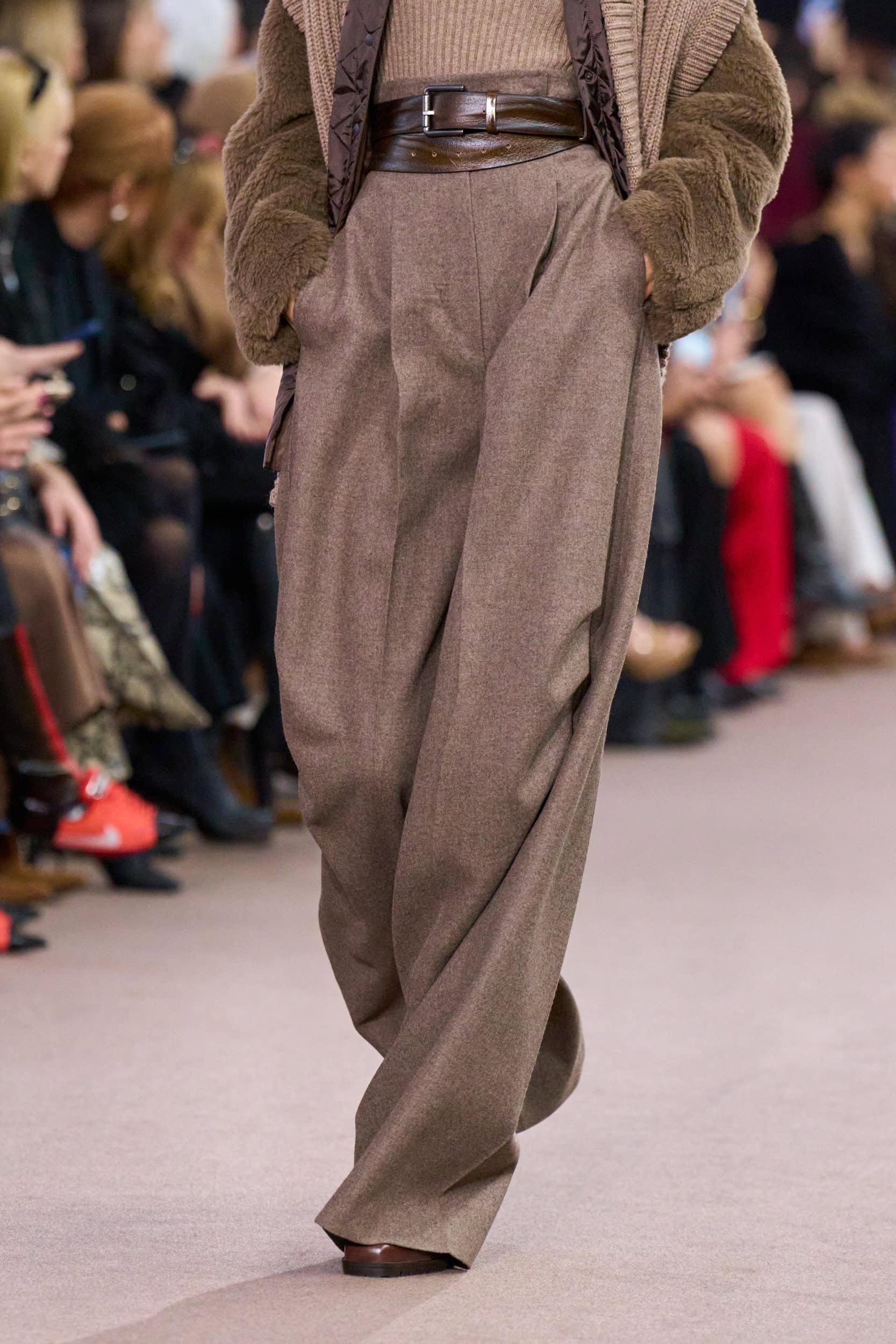 Max Mara Fall 2025 Fashion Show Details