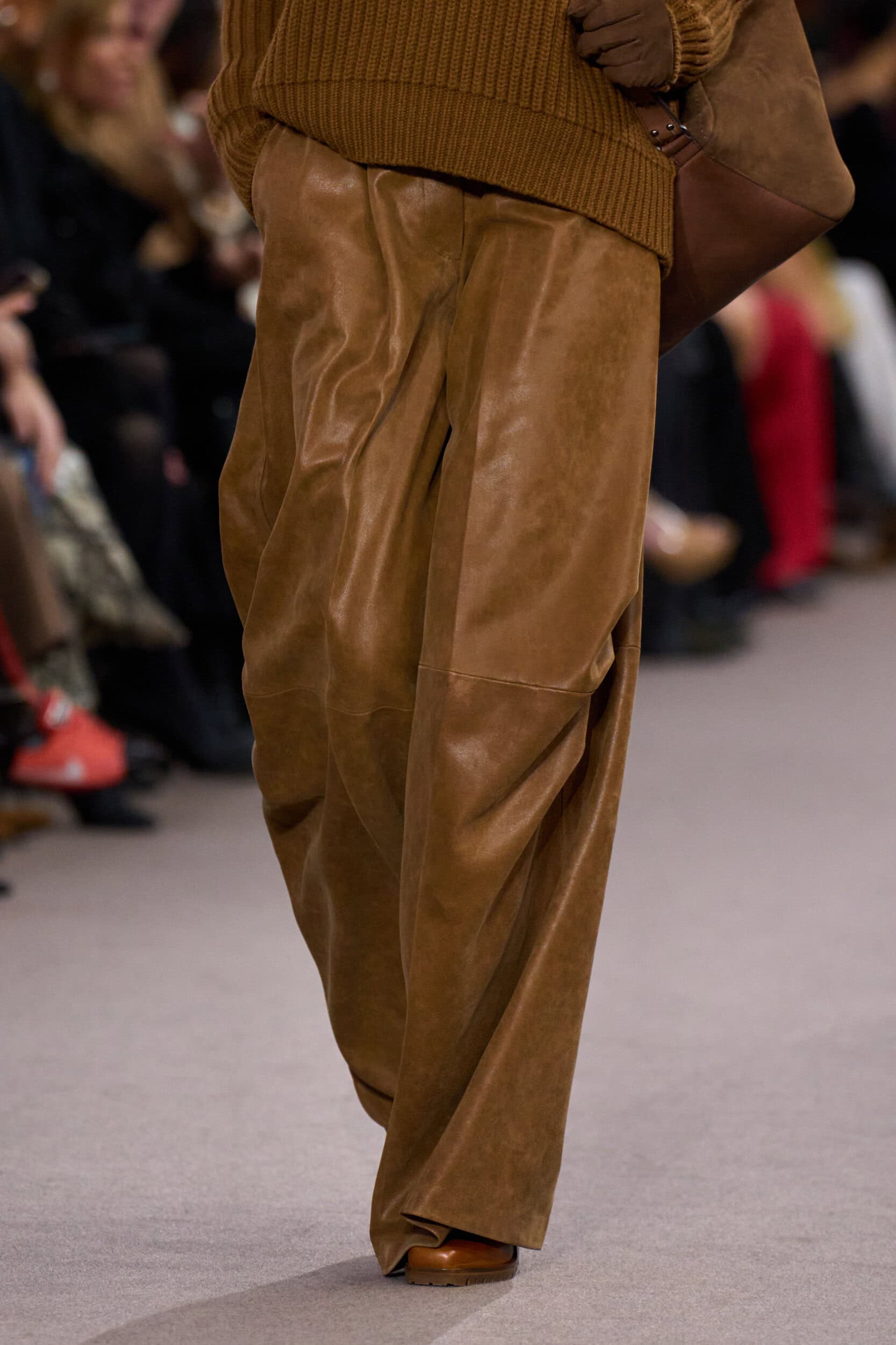 Max Mara Fall 2025 Fashion Show Details