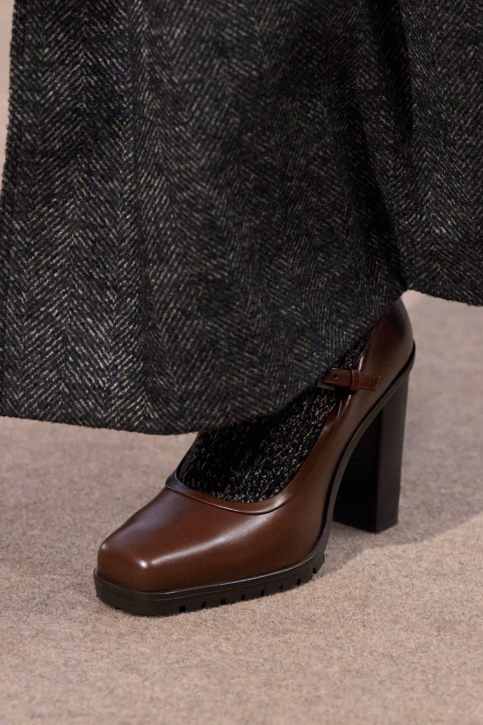 Max Mara Fall 2025 Fashion Show Details