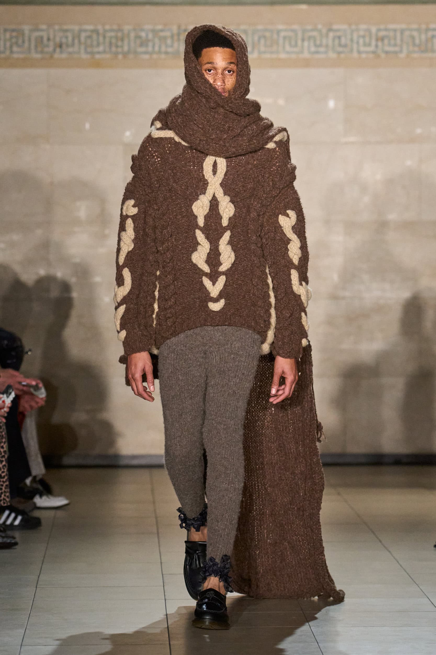 Meruert Tolegen  Fall 2025 Fashion Show