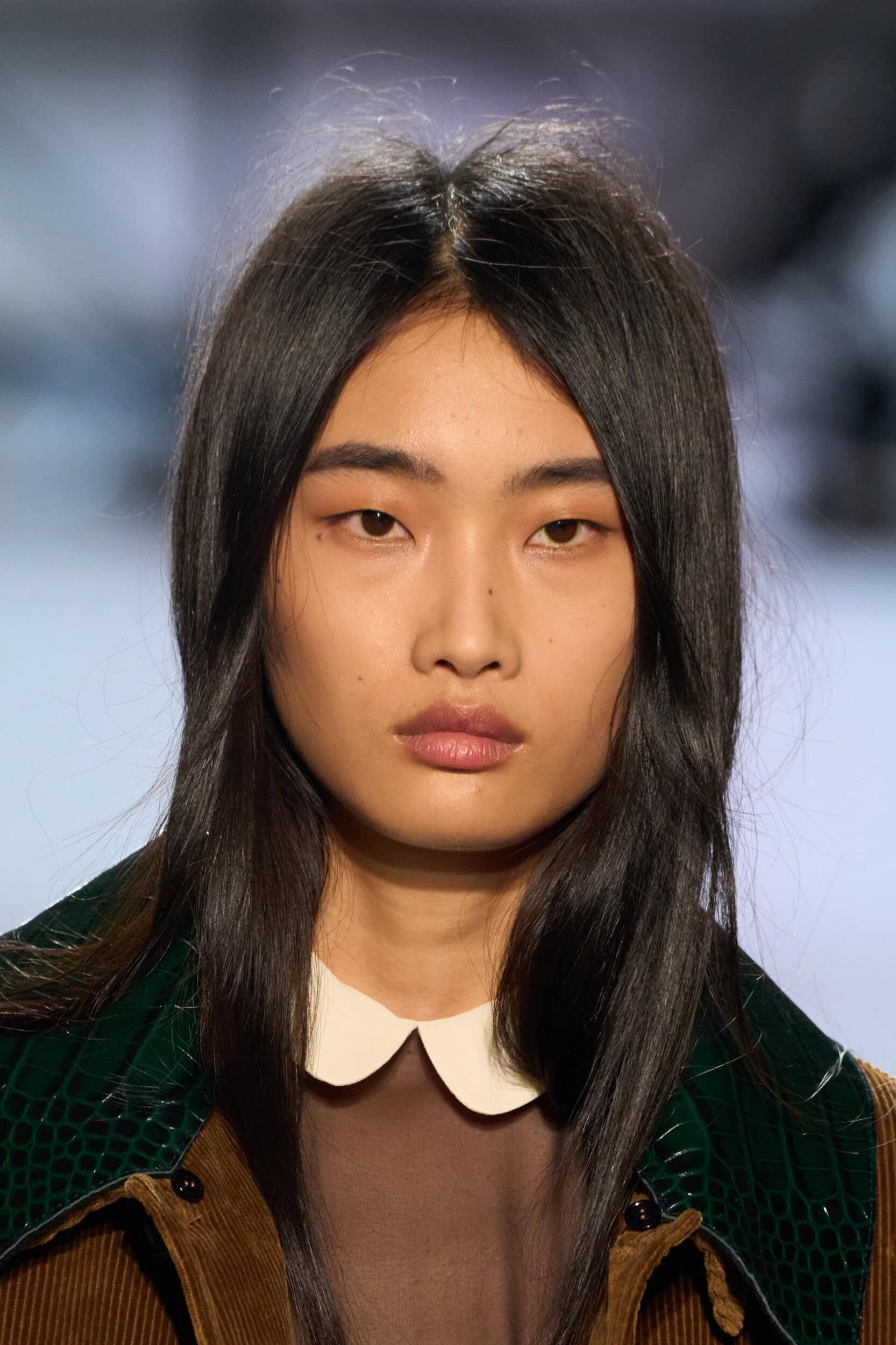 N 21 Fall 2025 Fashion Show Details