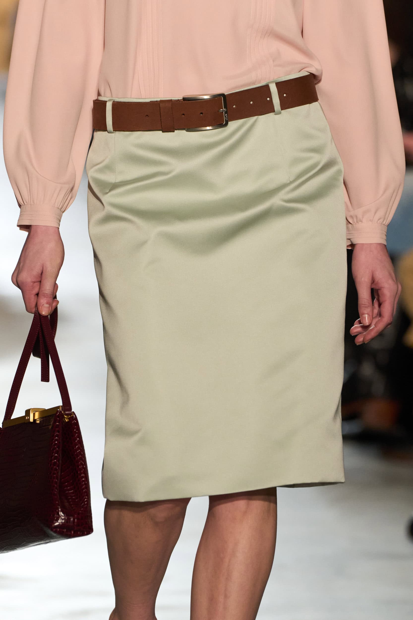 N 21 Fall 2025 Fashion Show Details