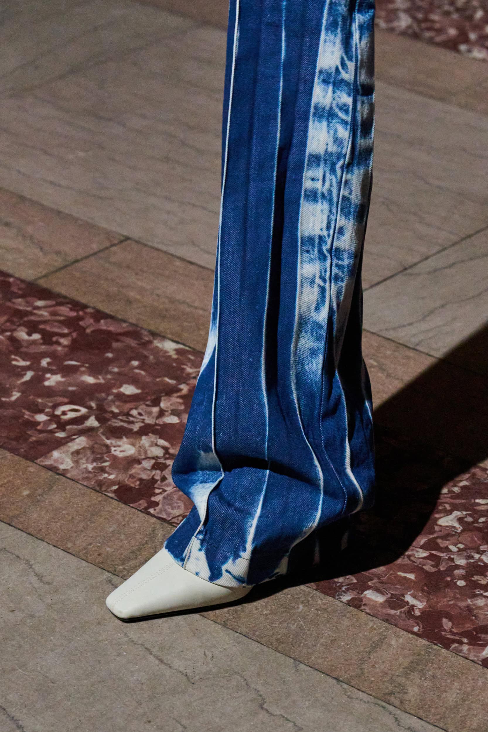 Prabal Gurung  Fall 2025 Fashion Show Details