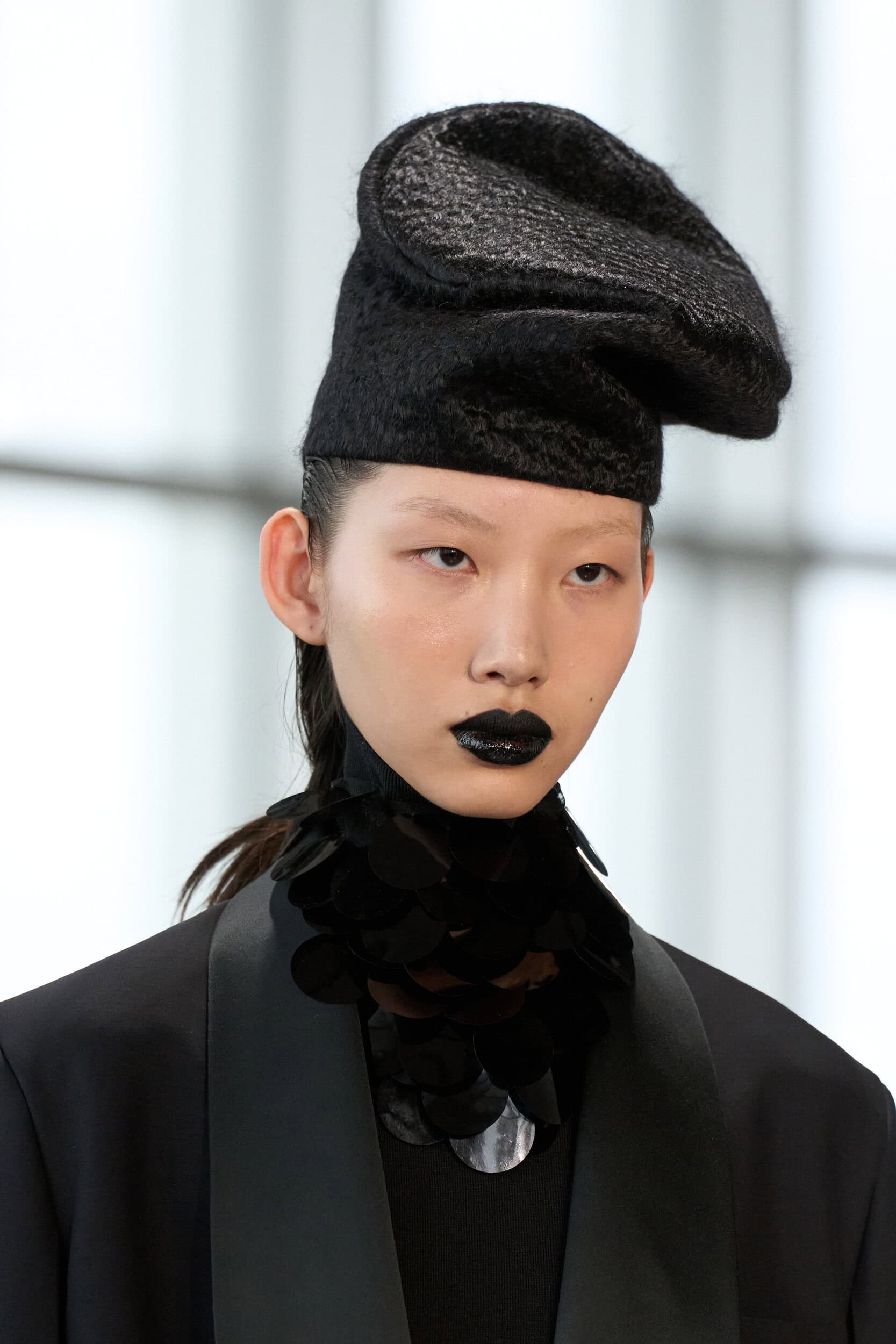 Roksanda Fall 2025 Fashion Show Details