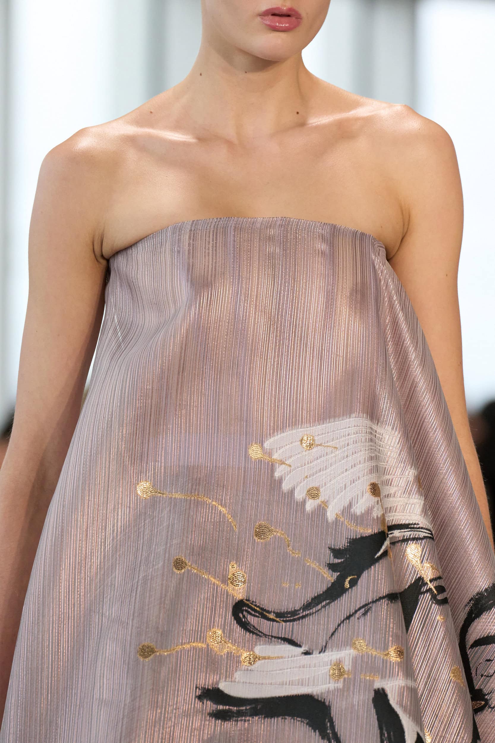 Roksanda Fall 2025 Fashion Show Details