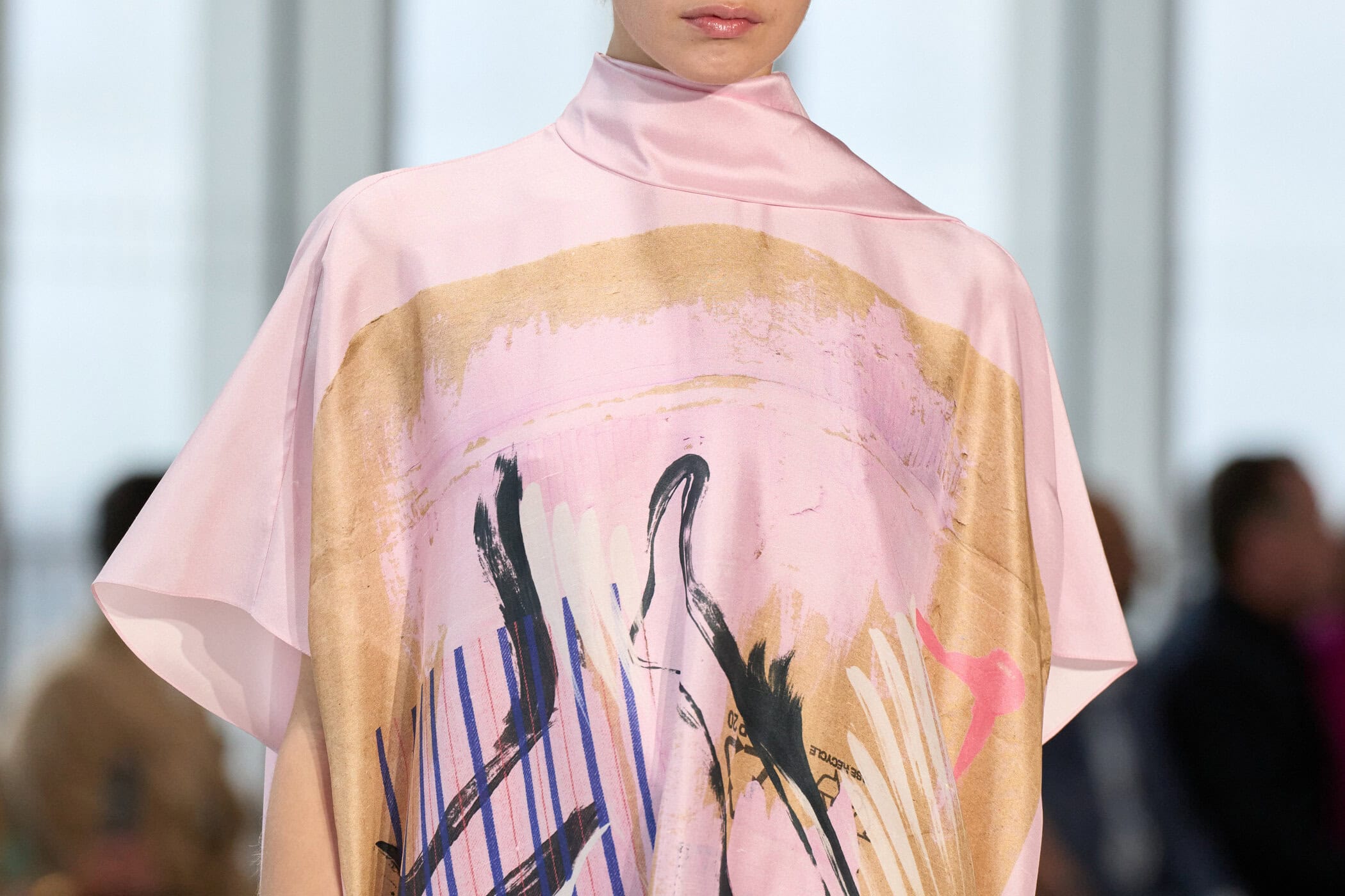 Roksanda Fall 2025 Fashion Show Details