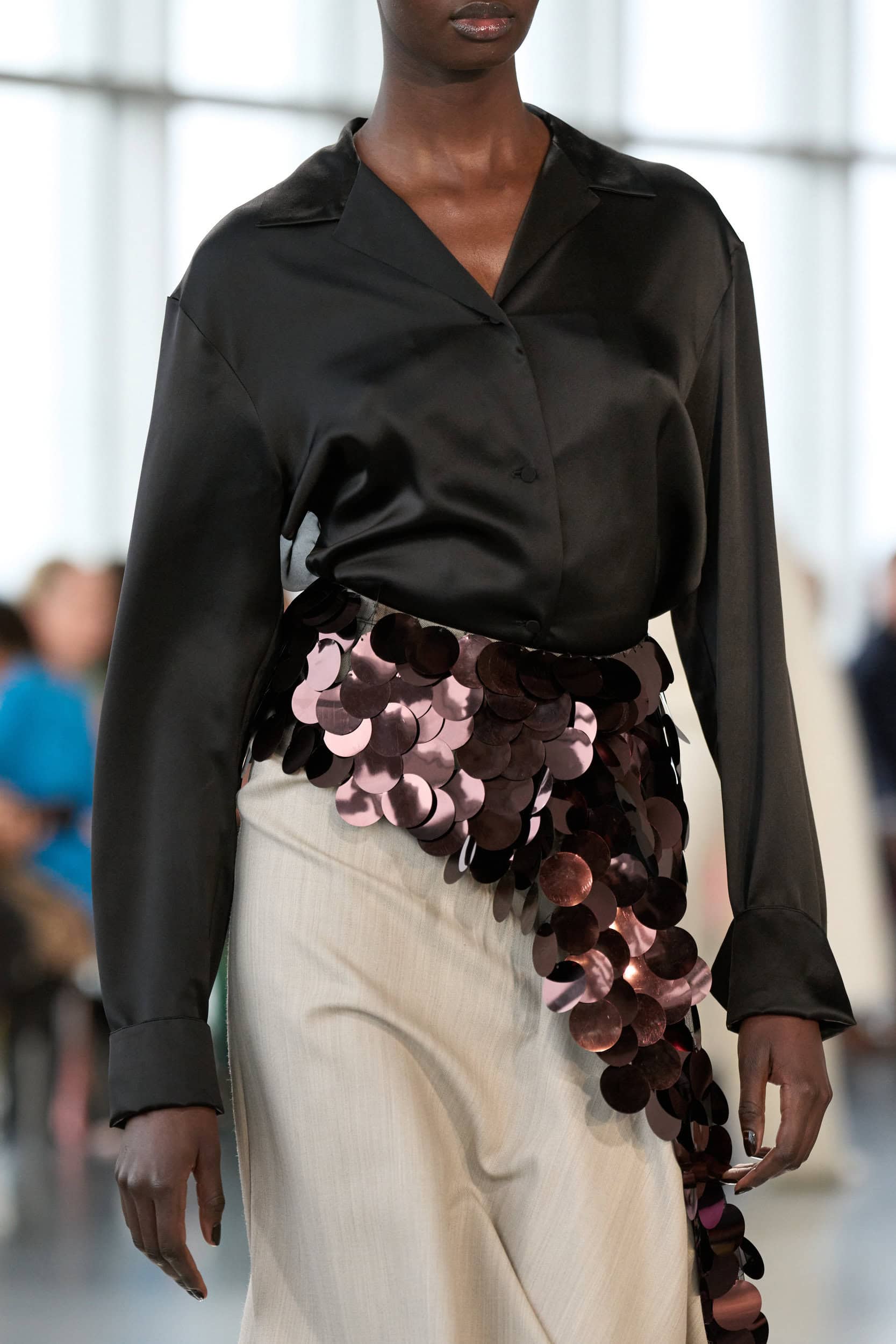 Roksanda Fall 2025 Fashion Show Details