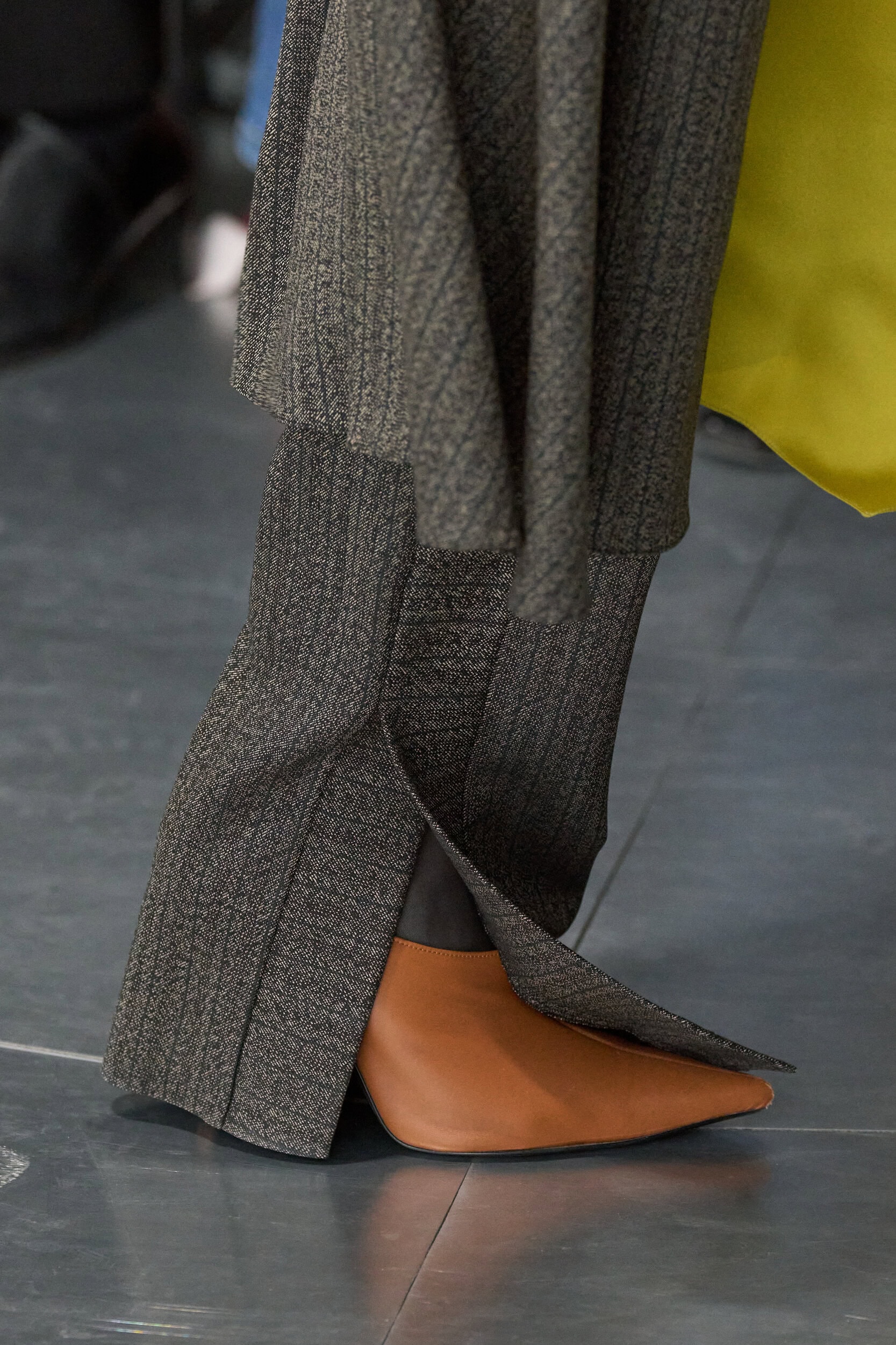 Roksanda Fall 2025 Fashion Show Details