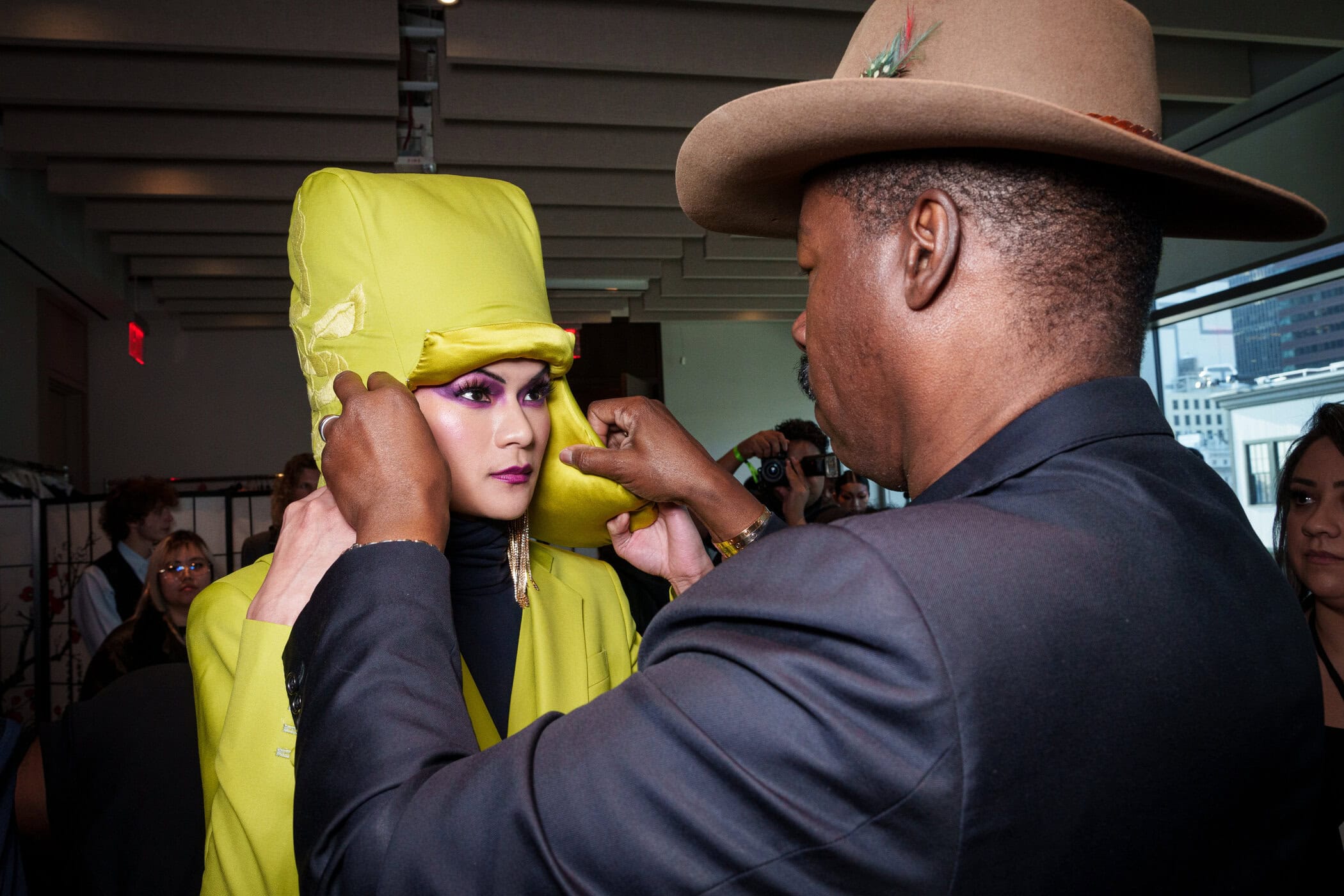 Shao  Fall 2025 Fashion Show Backstage