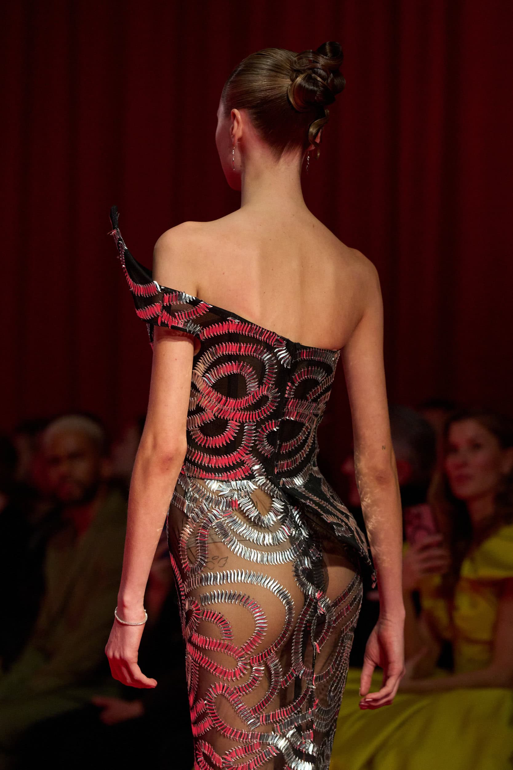 Christian Siriano  Fall 2025 Fashion Show Details