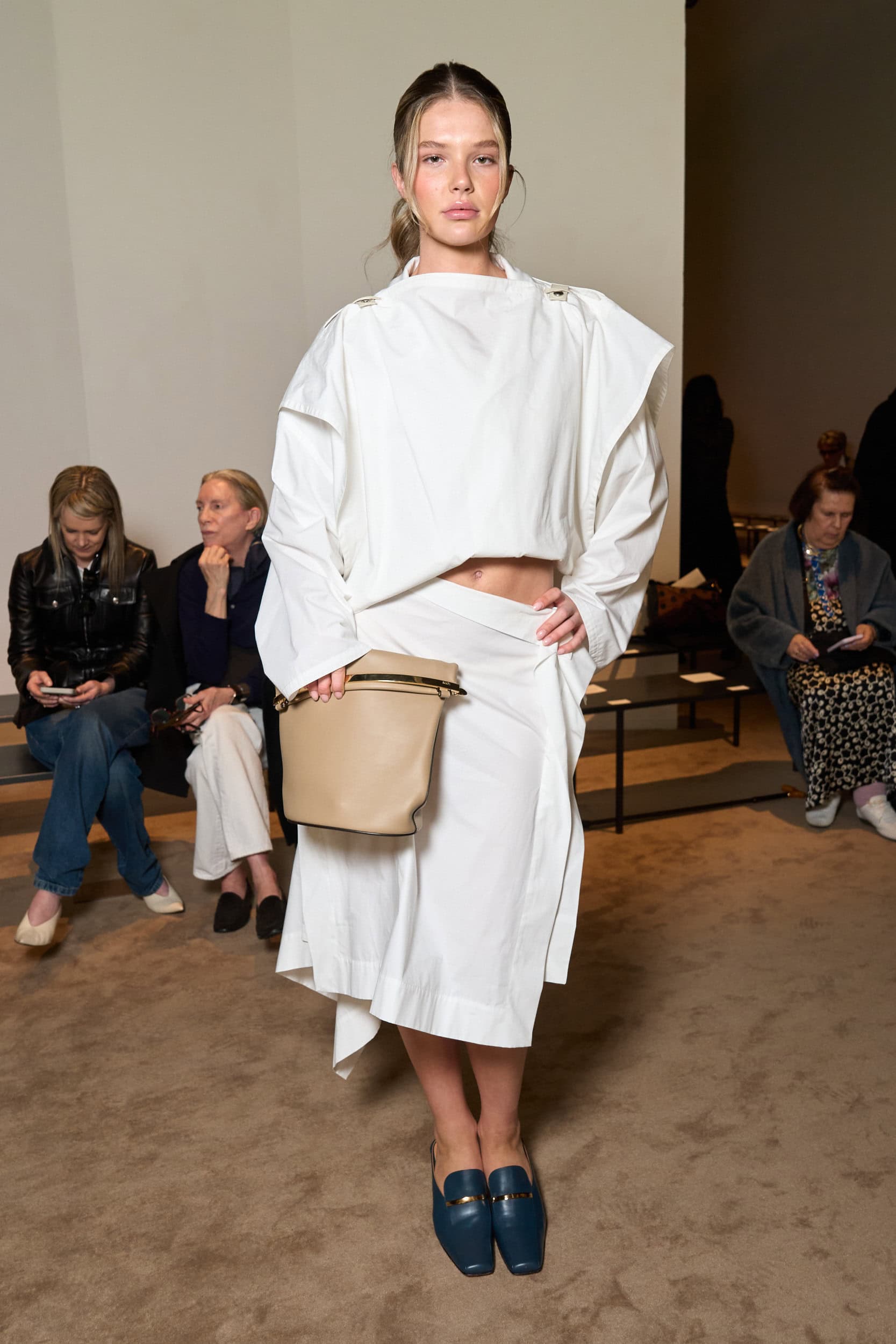 Tod S Fall 2025 Fashion Show Front Row