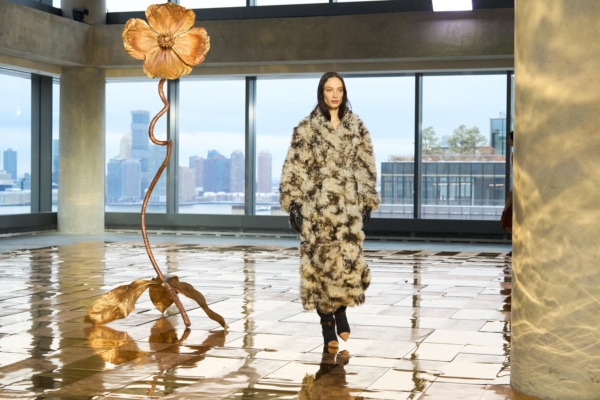 Ulla Johnson  Fall 2025 Fashion Show Atmosphere