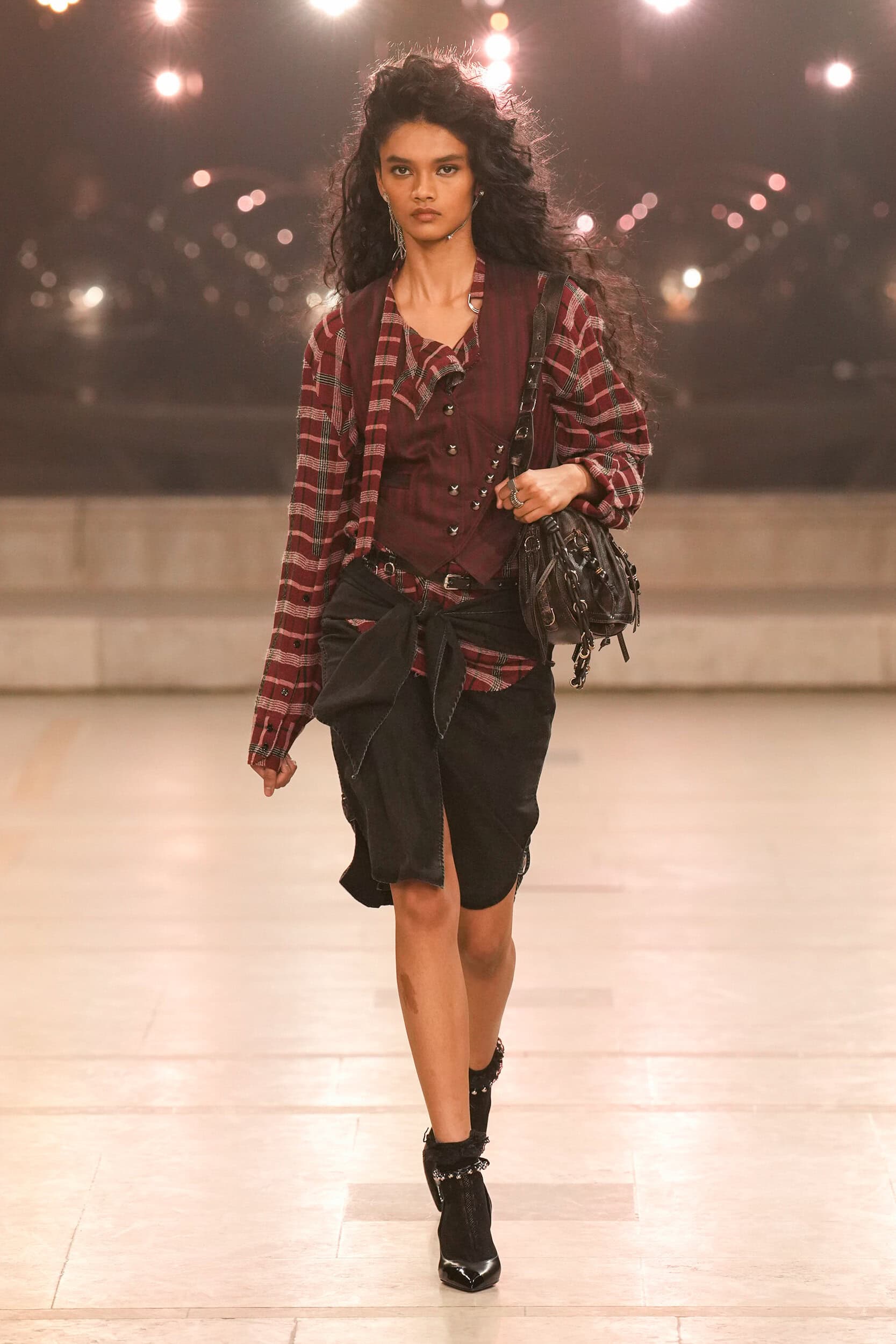 Isabel Marant Fall 2025 Fashion Show