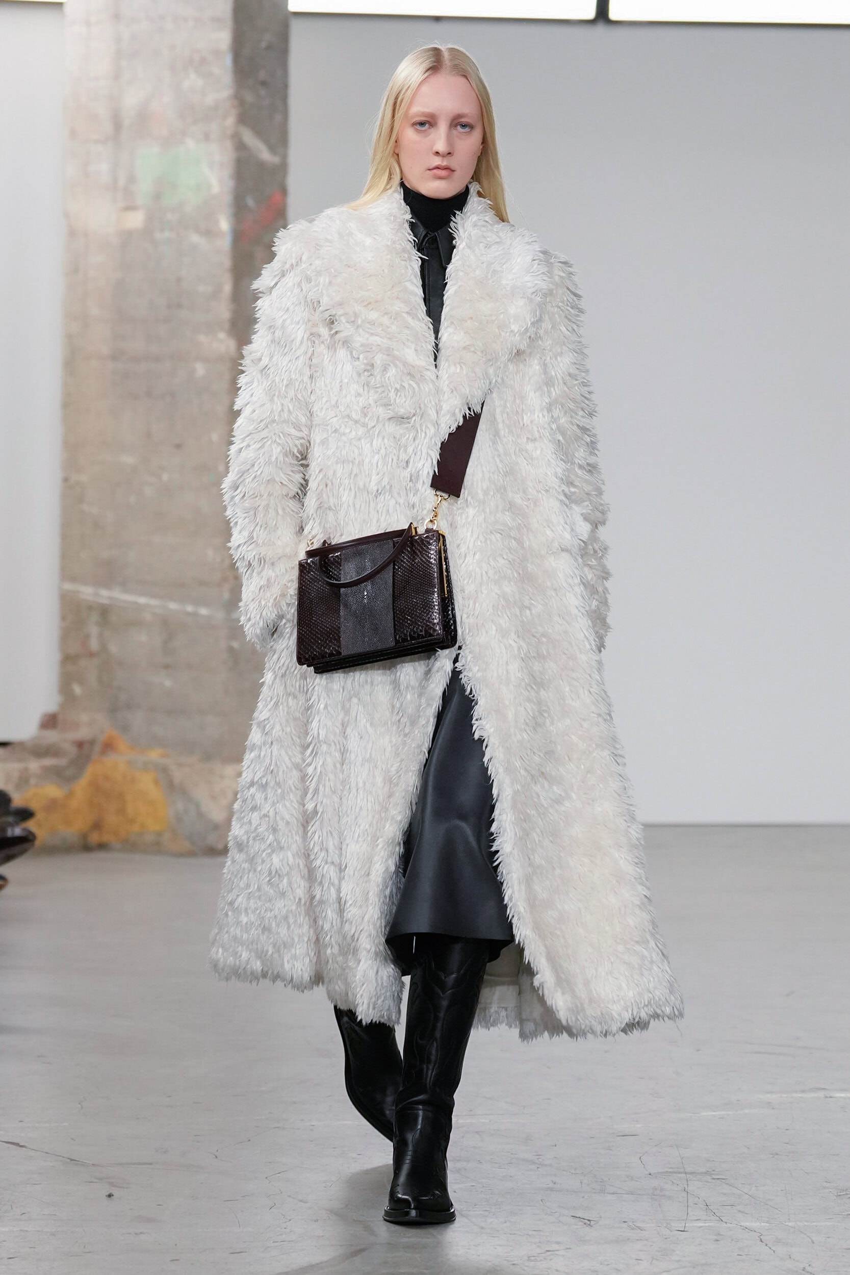 Gabriela Hearst Fall 2025 Fashion Show