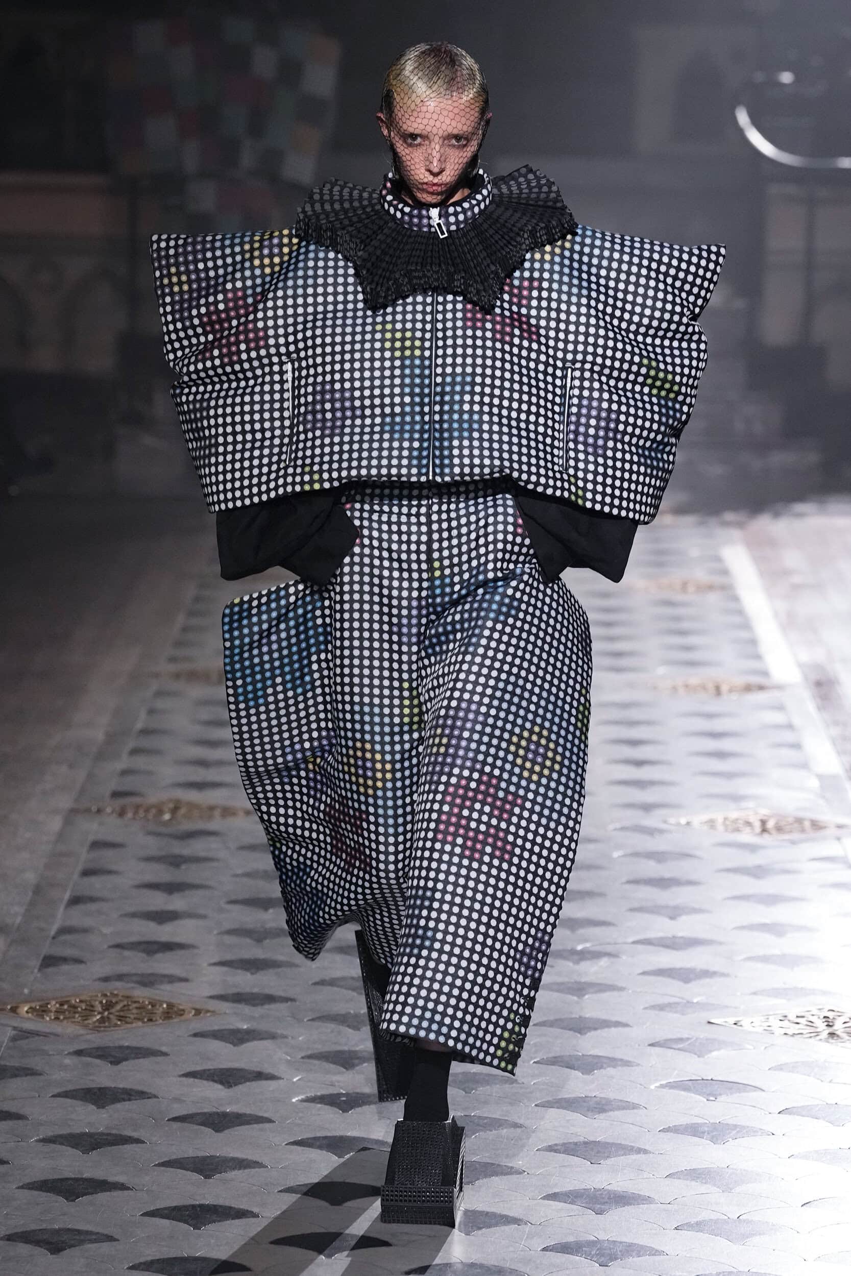 Anrealage Fall 2025 Fashion Show