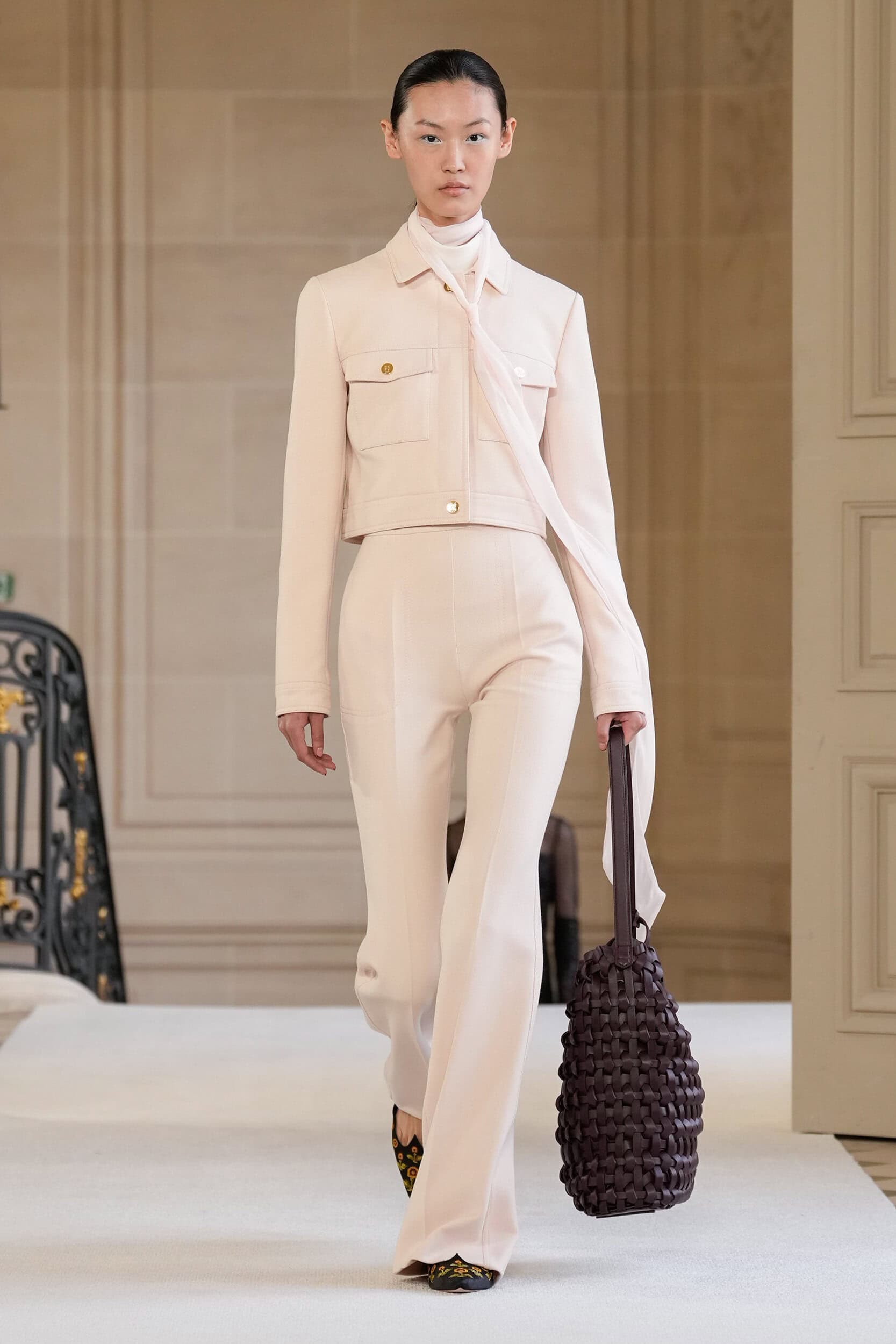 Giambattista Valli Fall 2025 Fashion Show