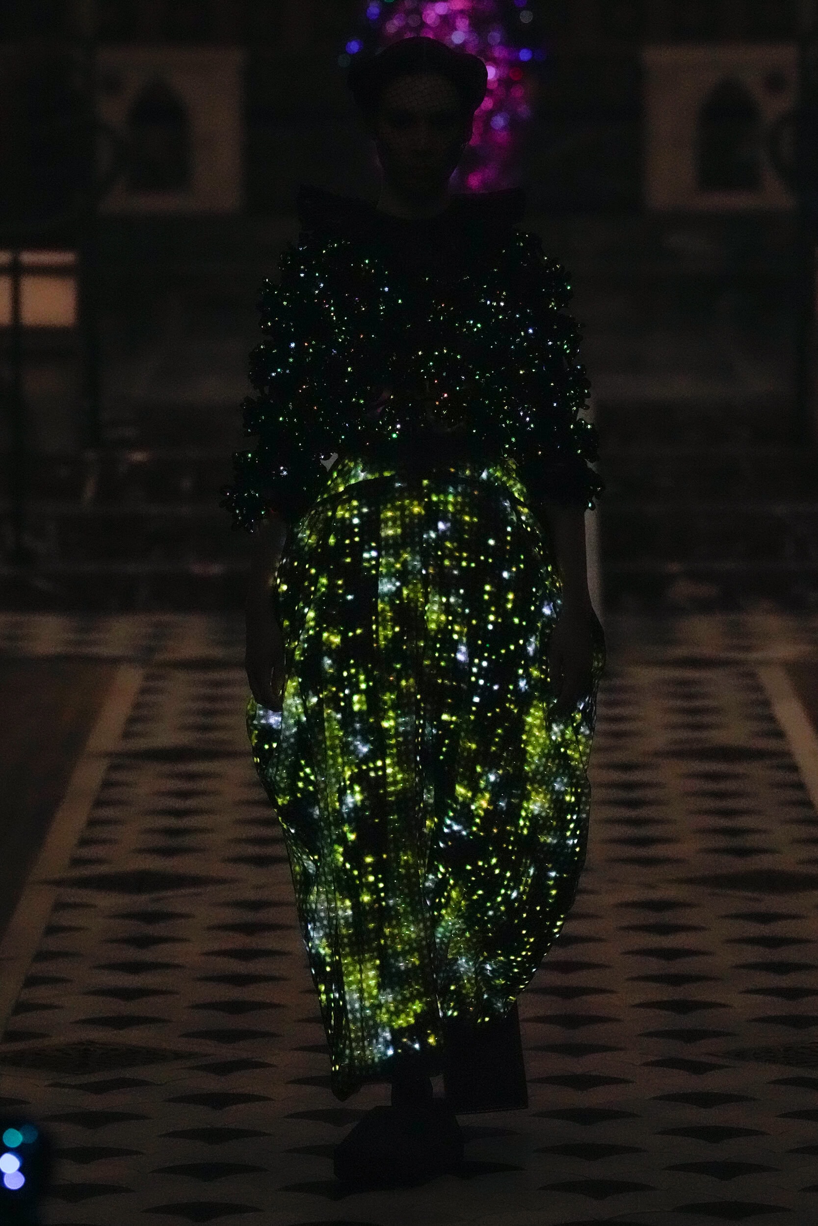 Anrealage Fall 2025 Fashion Show