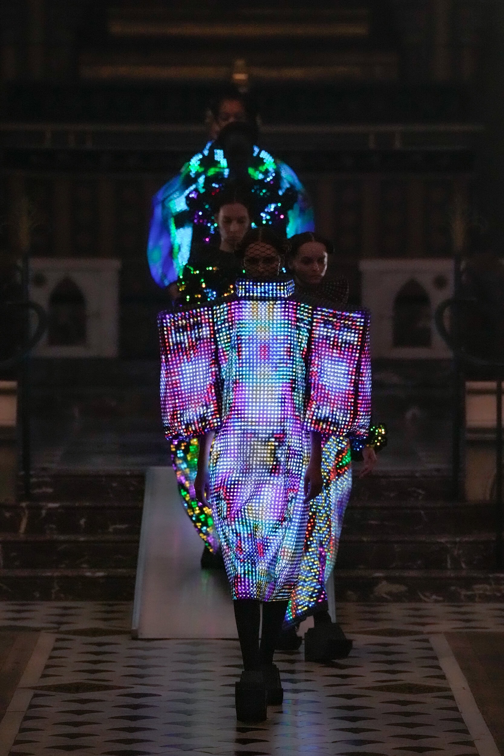 Anrealage Fall 2025 Fashion Show
