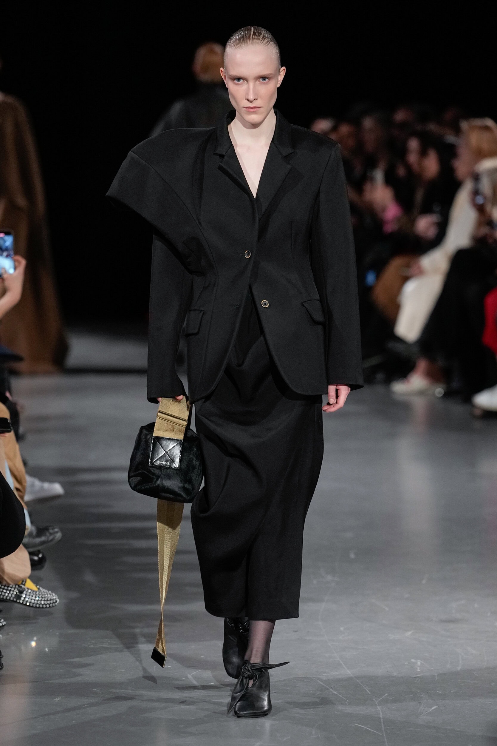 Uma Wang Fall 2025 Fashion Show