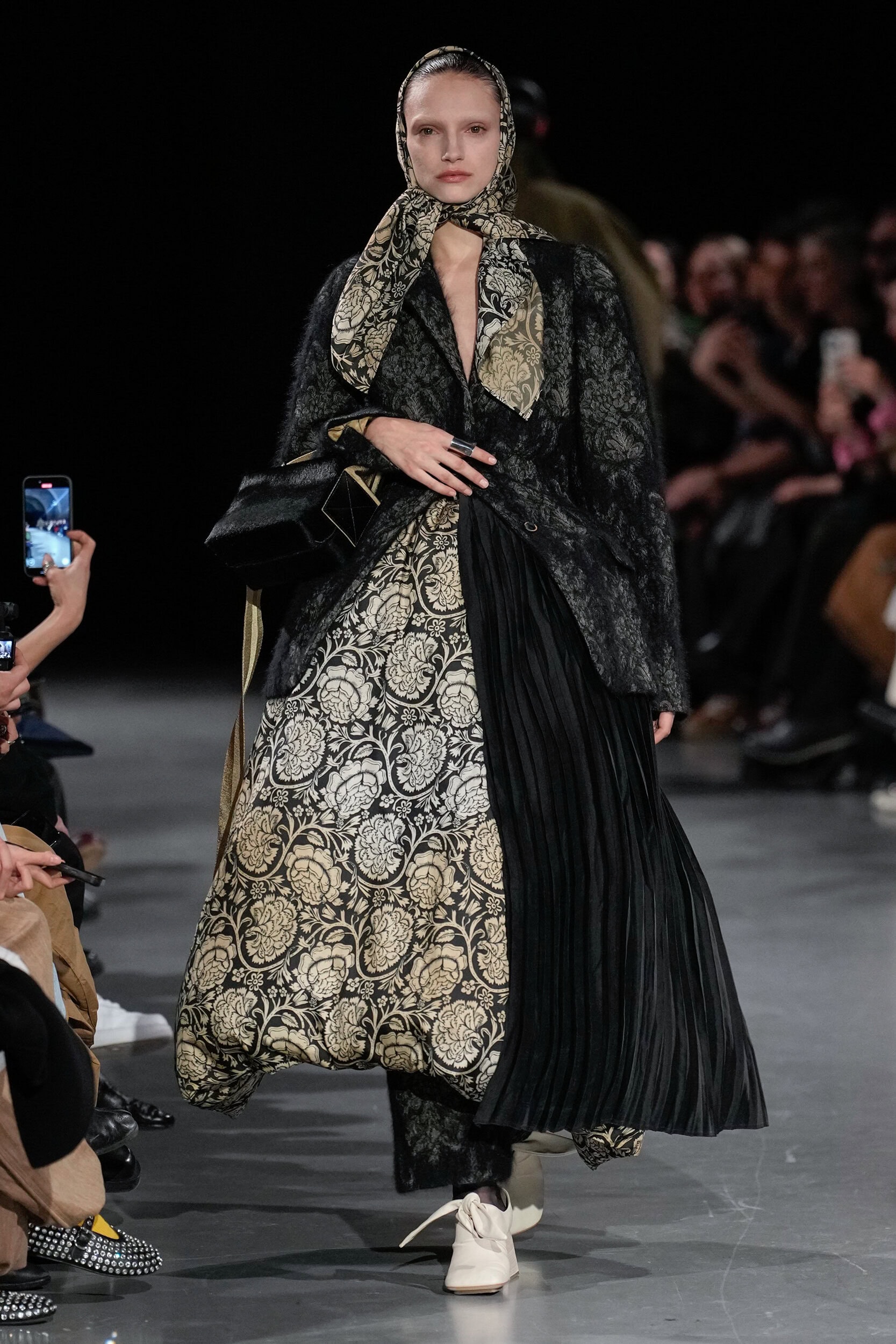 Uma Wang Fall 2025 Fashion Show