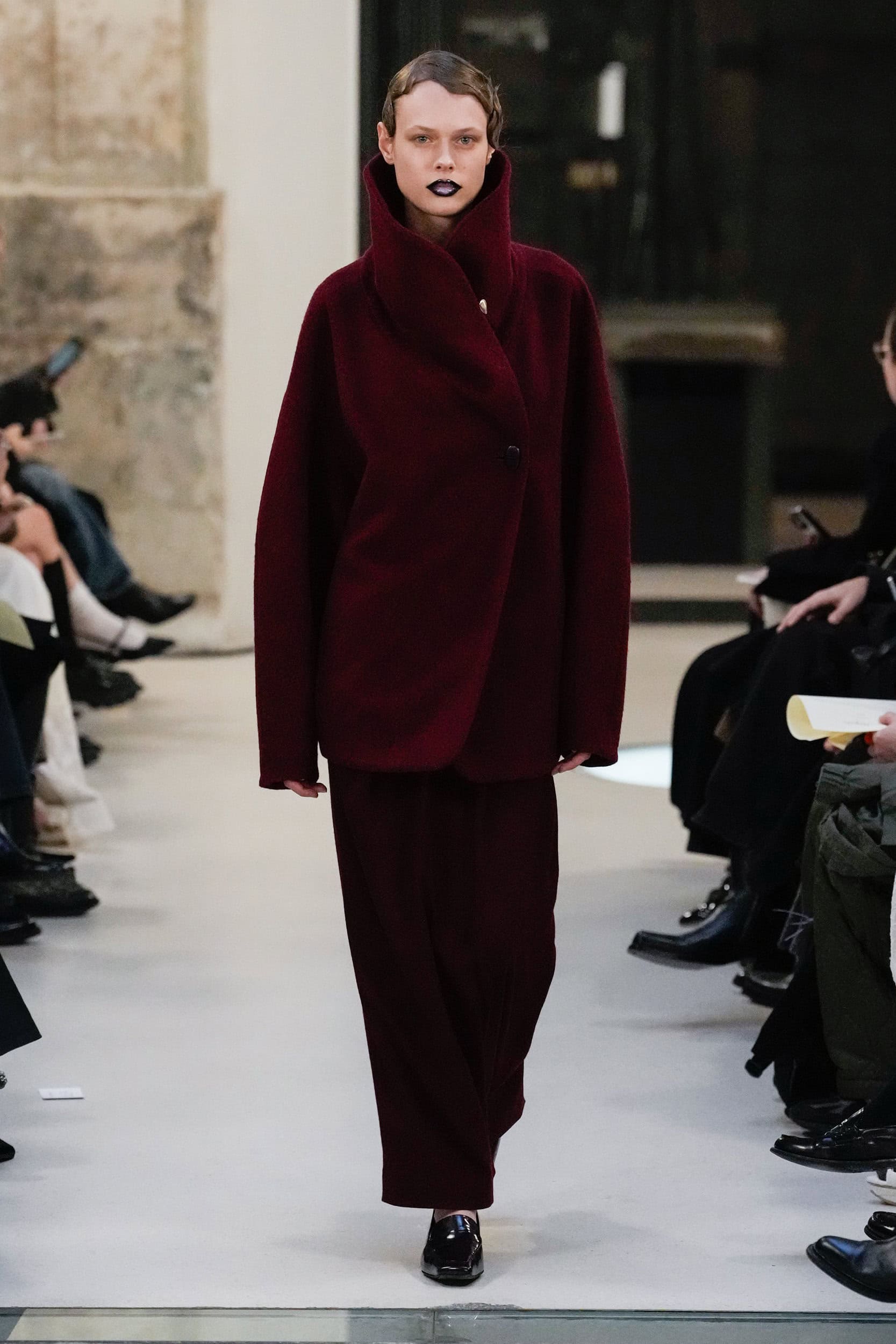 Mame Kurogouchi Fall 2025 Fashion Show