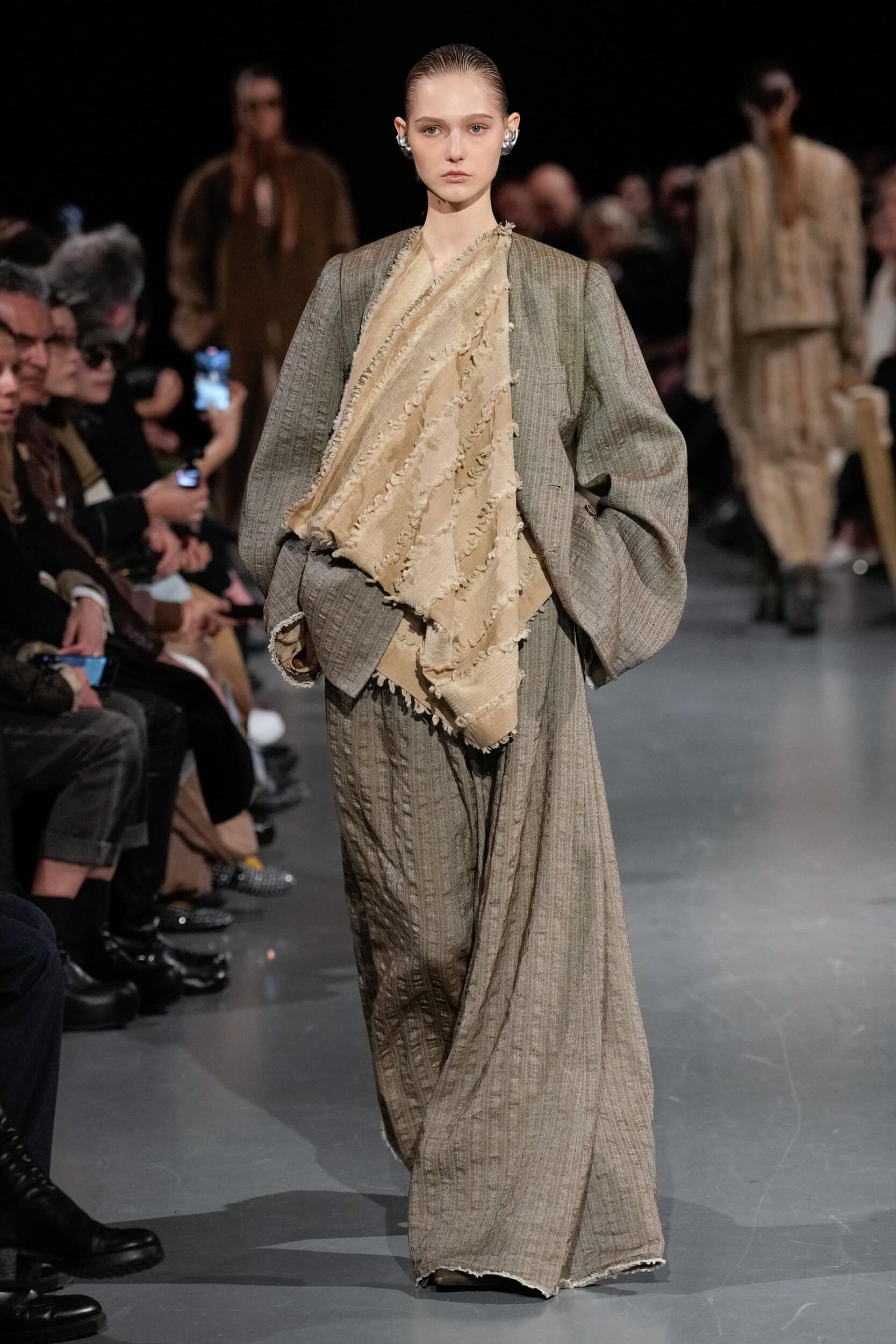 Uma Wang Fall 2025 Fashion Show
