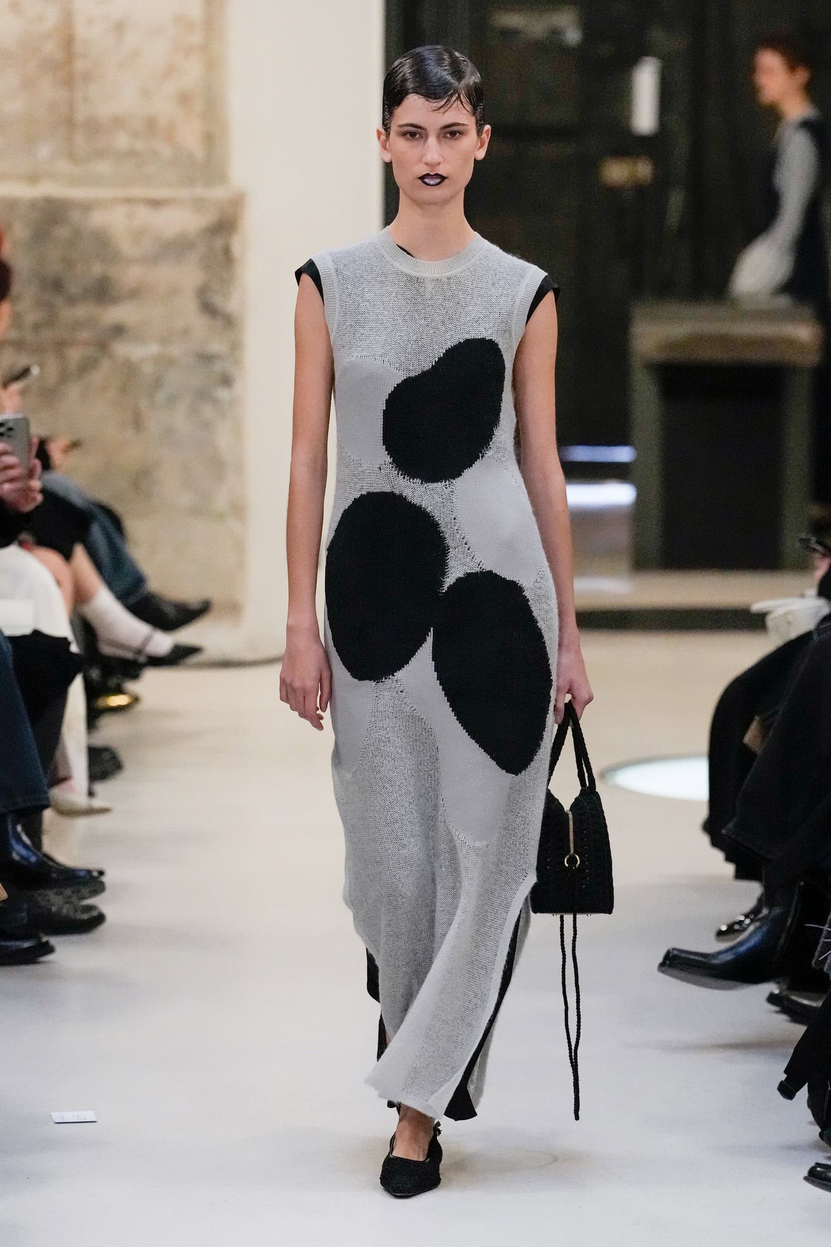 Mame Kurogouchi Fall 2025 Fashion Show