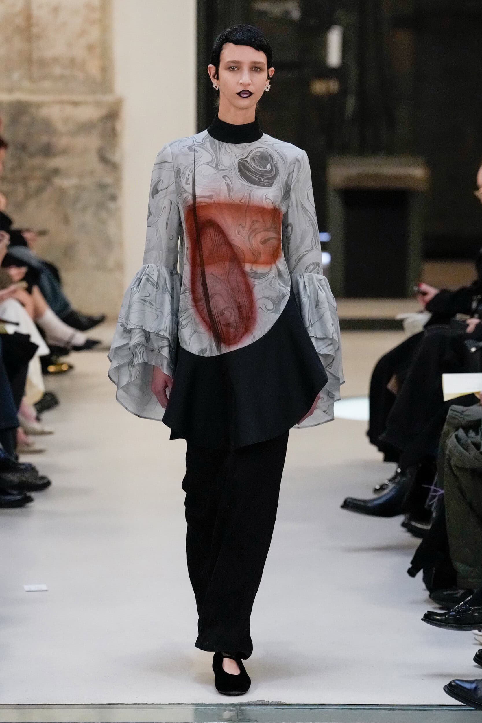 Mame Kurogouchi Fall 2025 Fashion Show