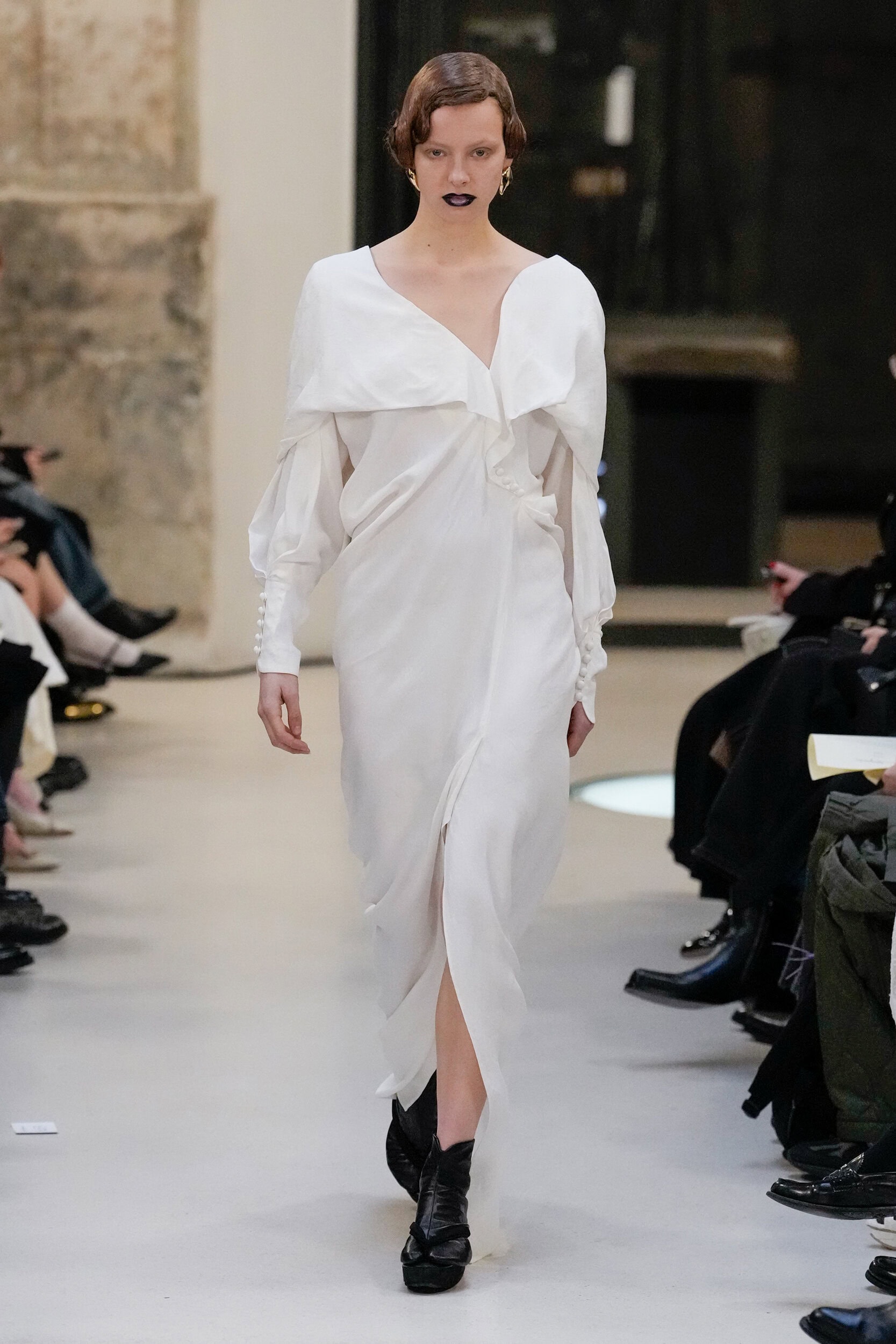 Mame Kurogouchi Fall 2025 Fashion Show