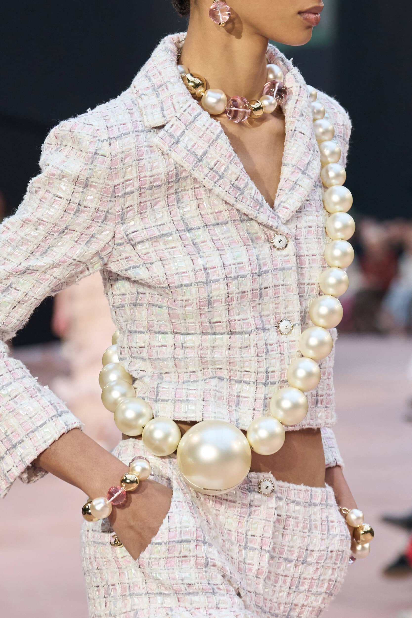 Chanel Fall 2025 Fashion Show Details