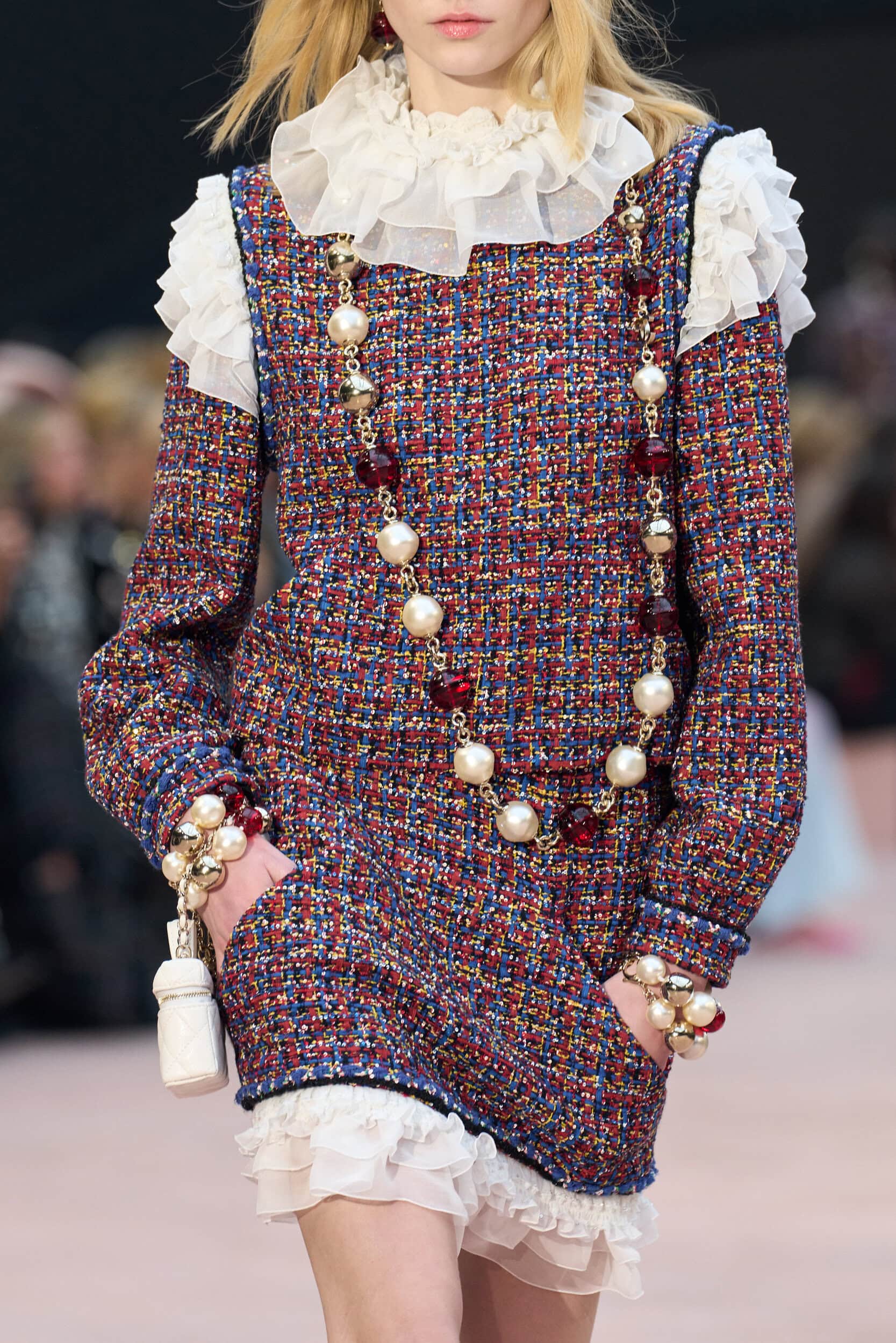 Chanel Fall 2025 Fashion Show Details