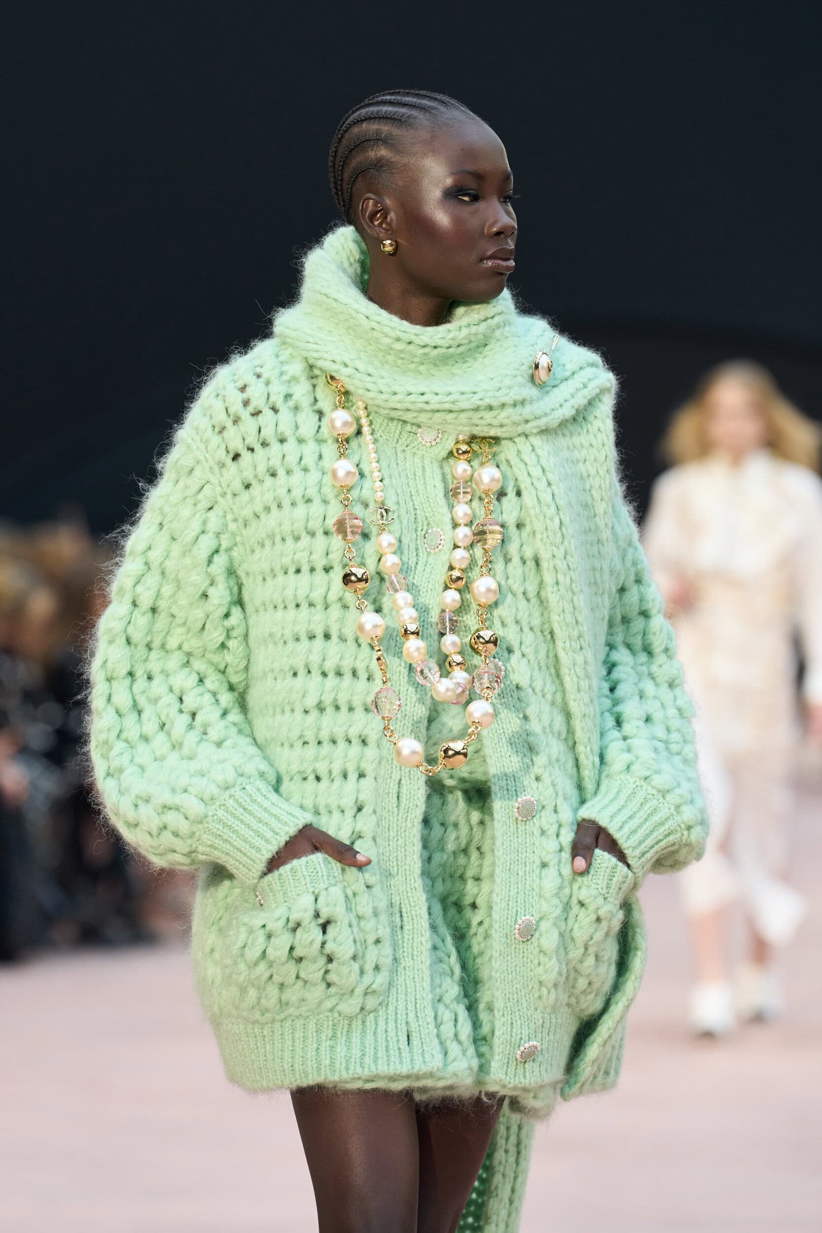 Chanel Fall 2025 Fashion Show Details