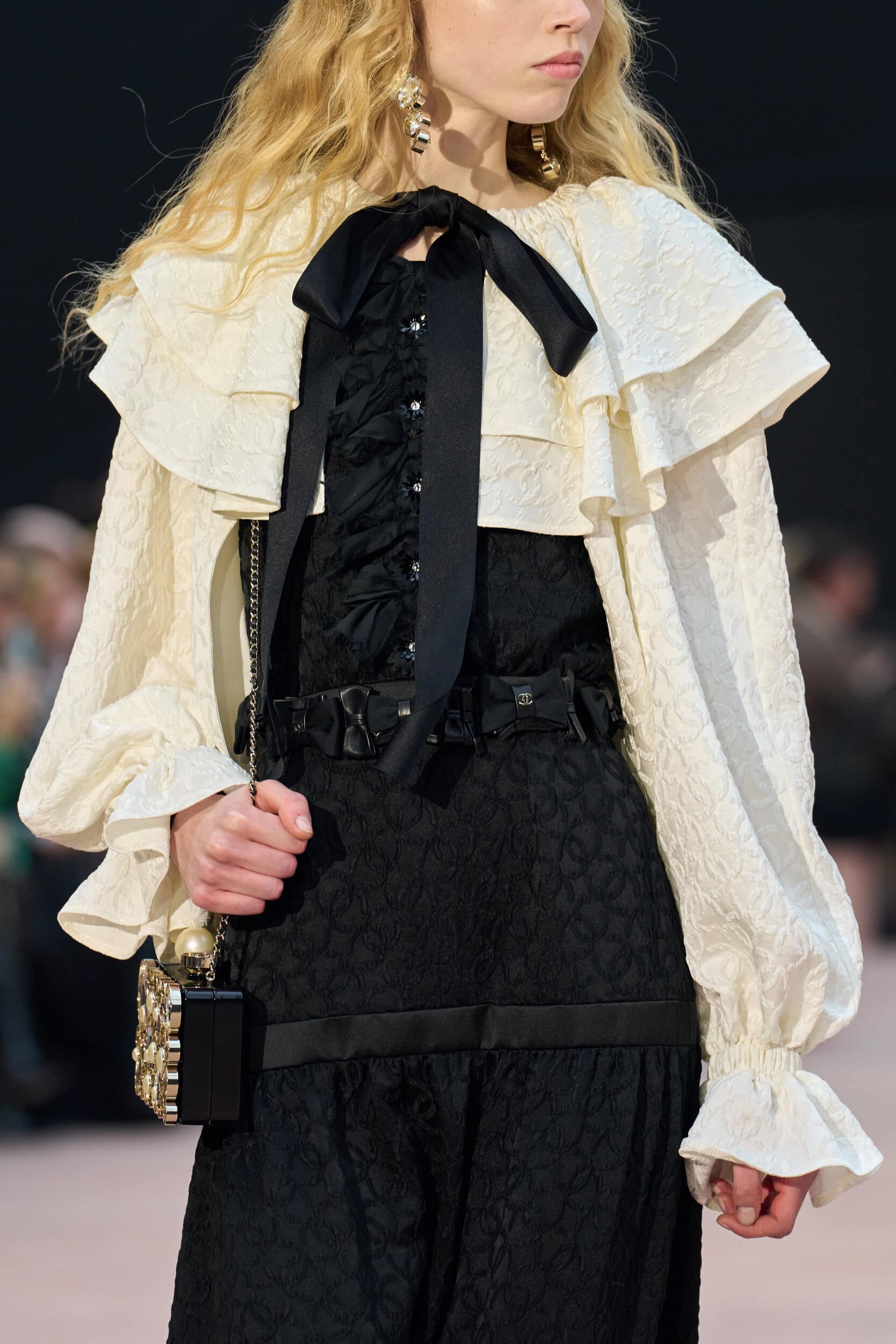 Chanel Fall 2025 Fashion Show Details