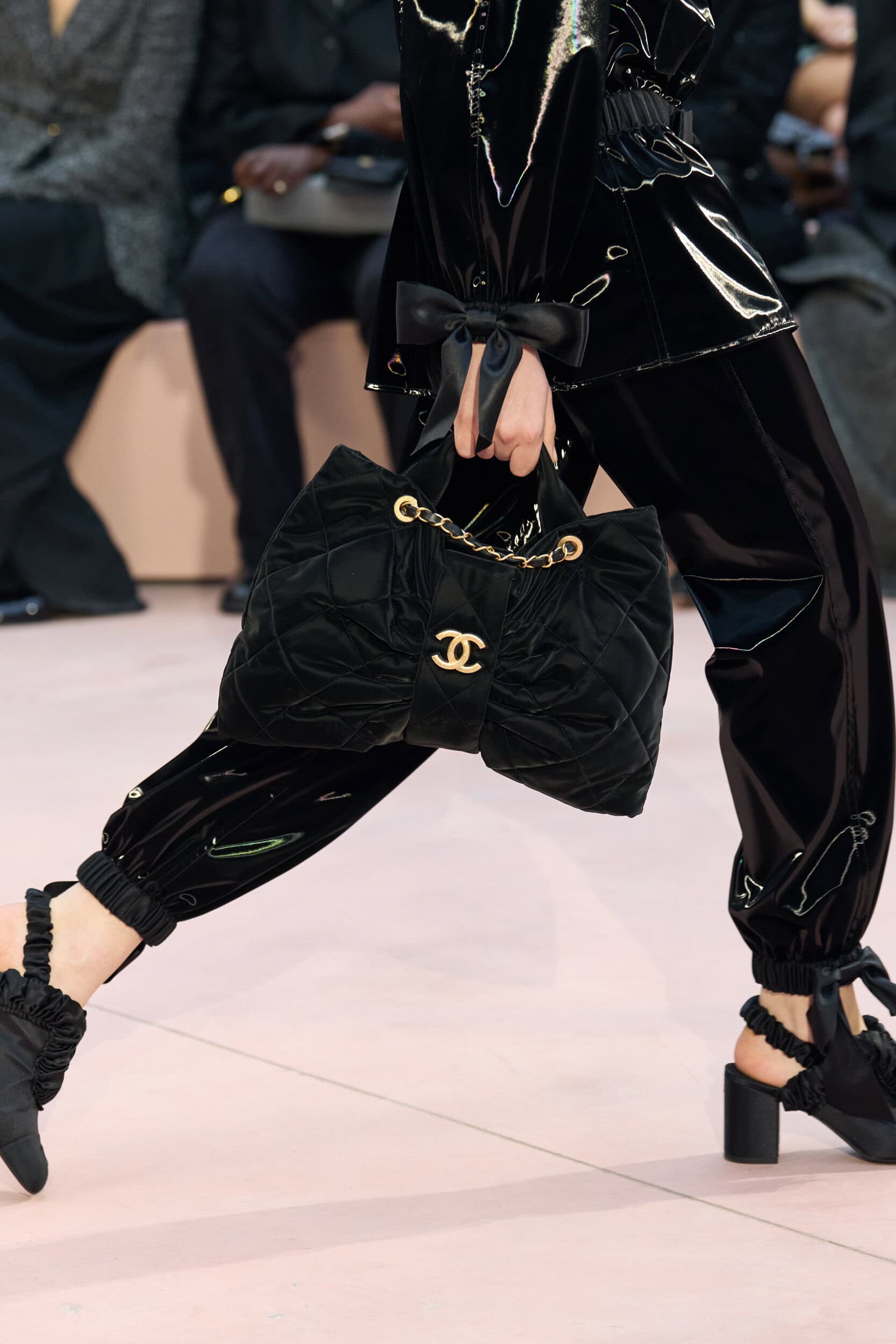 Chanel Fall 2025 Fashion Show Details