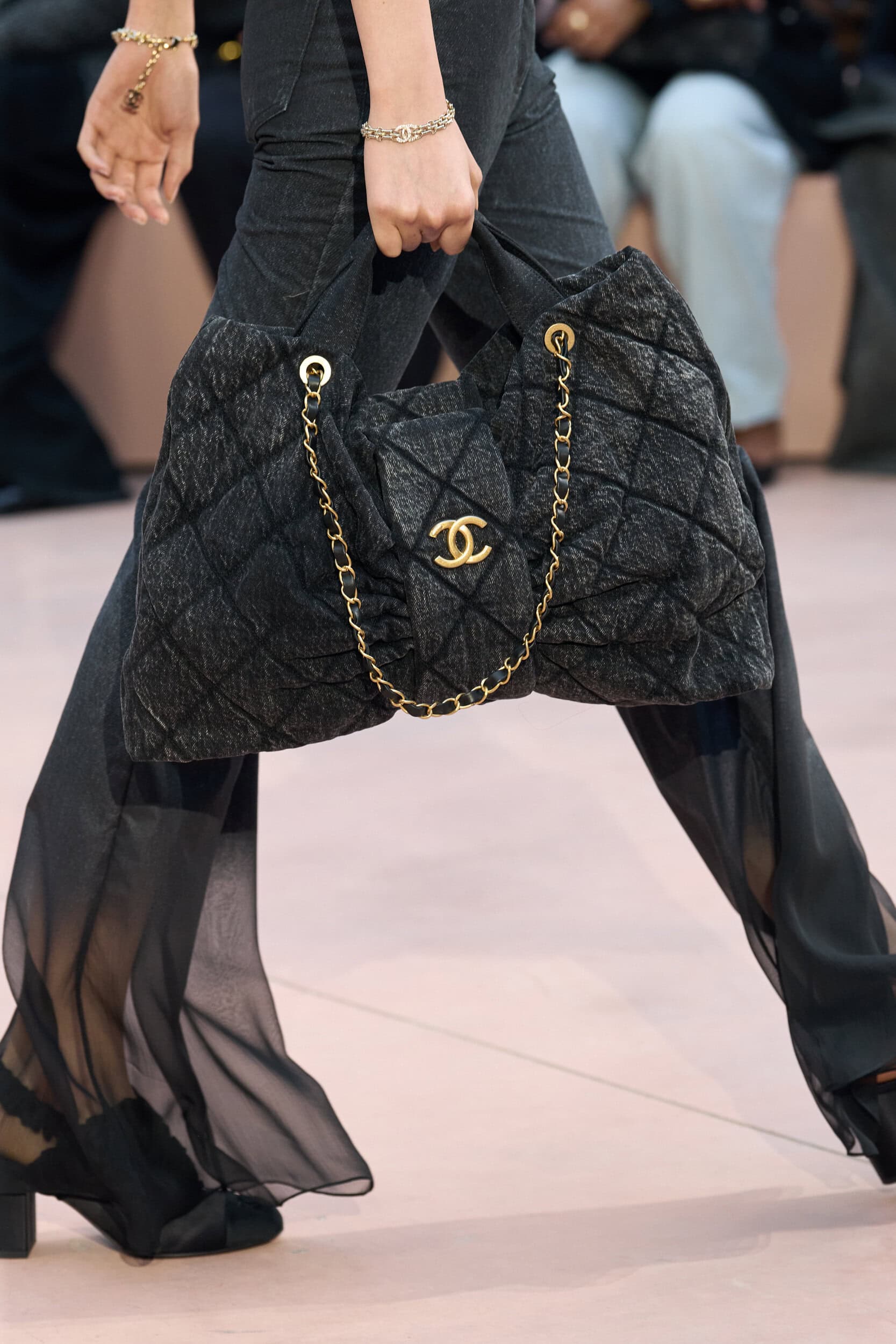 Chanel Fall 2025 Fashion Show Details