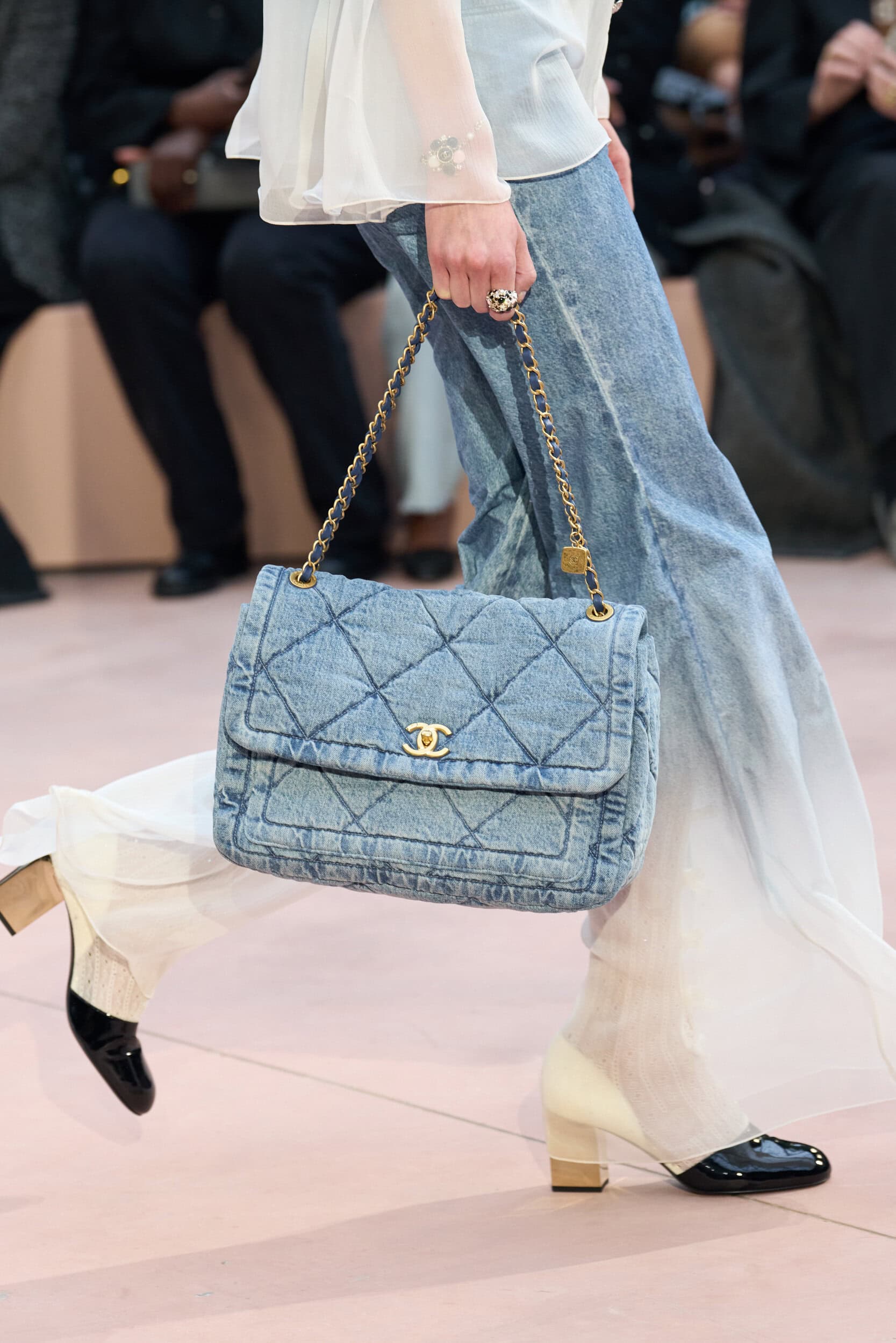 Chanel Fall 2025 Fashion Show Details