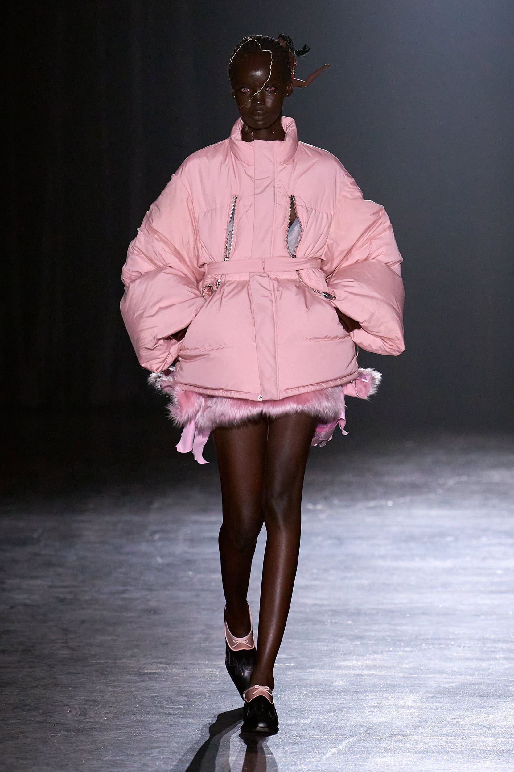 Chika Kisada Fall 2025 Fashion Show 