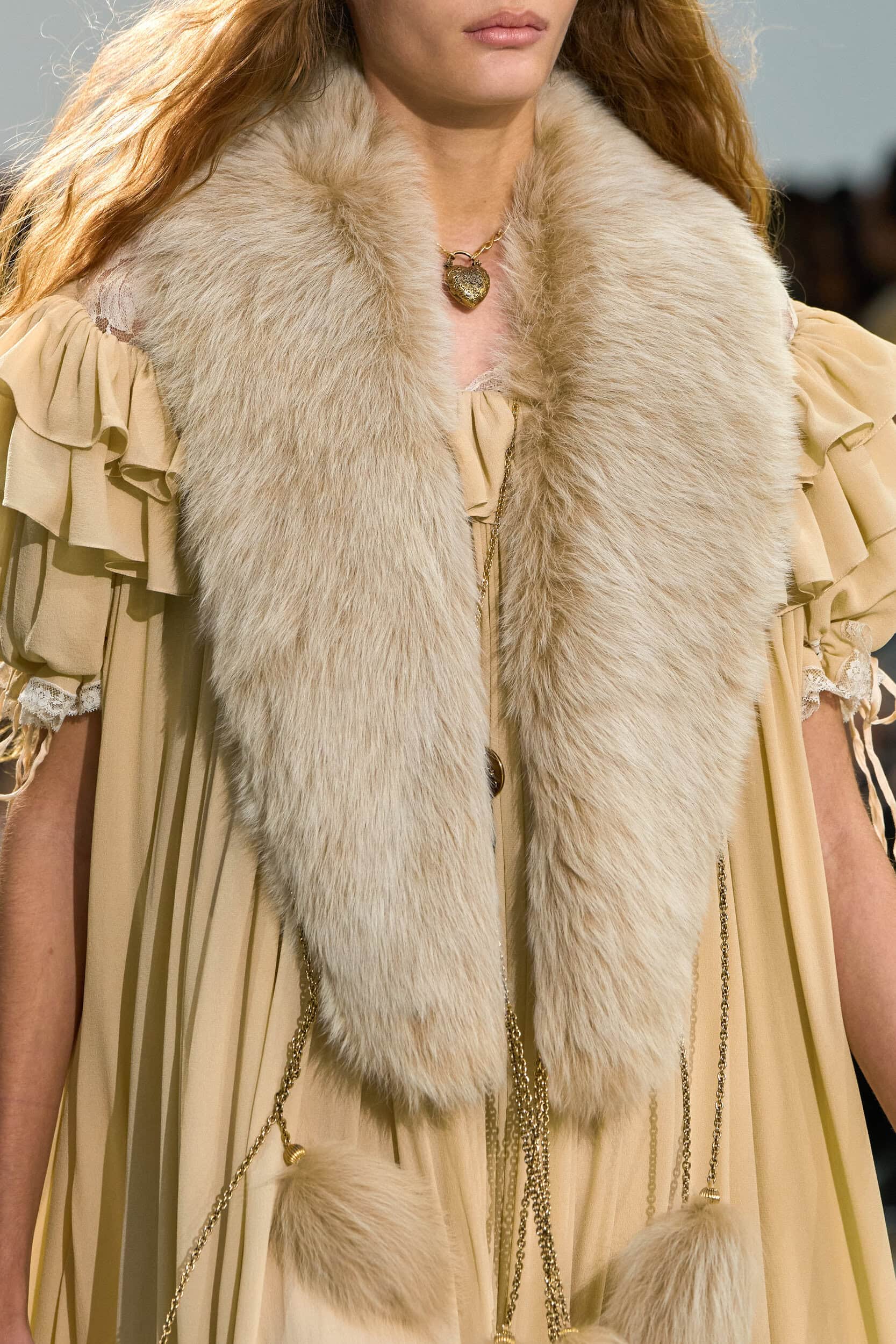 Chloe Fall 2025 Fashion Show Details