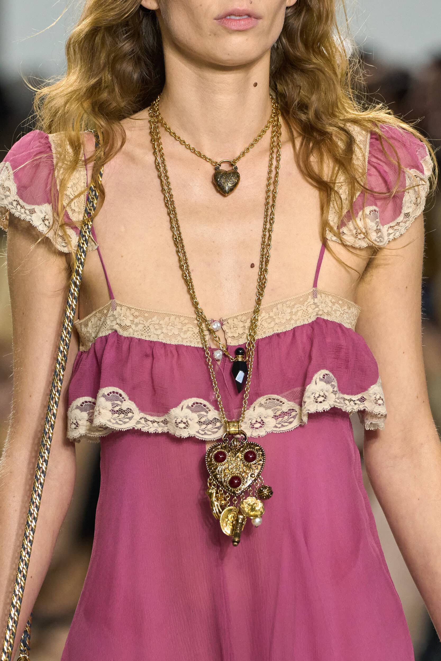 Chloe Fall 2025 Fashion Show Details