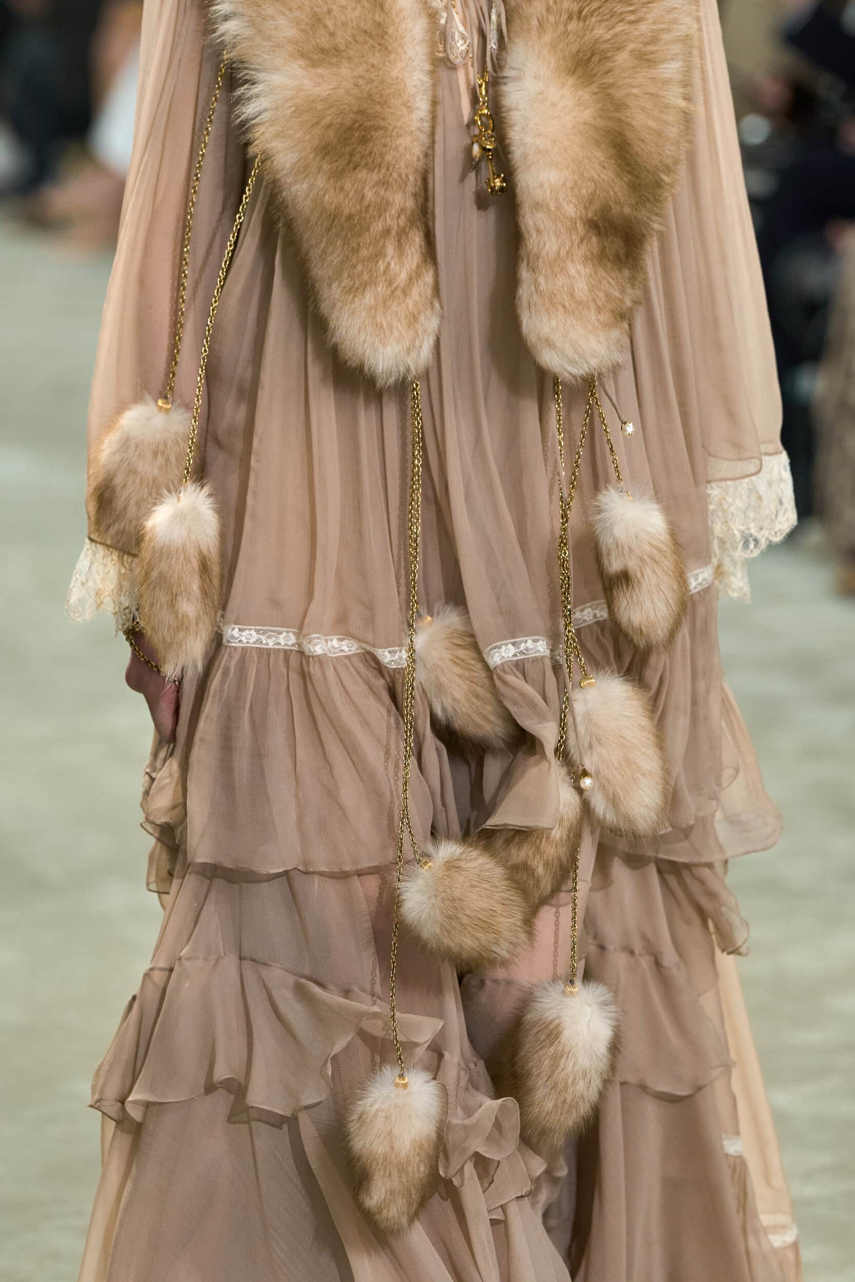 Chloe Fall 2025 Fashion Show Details