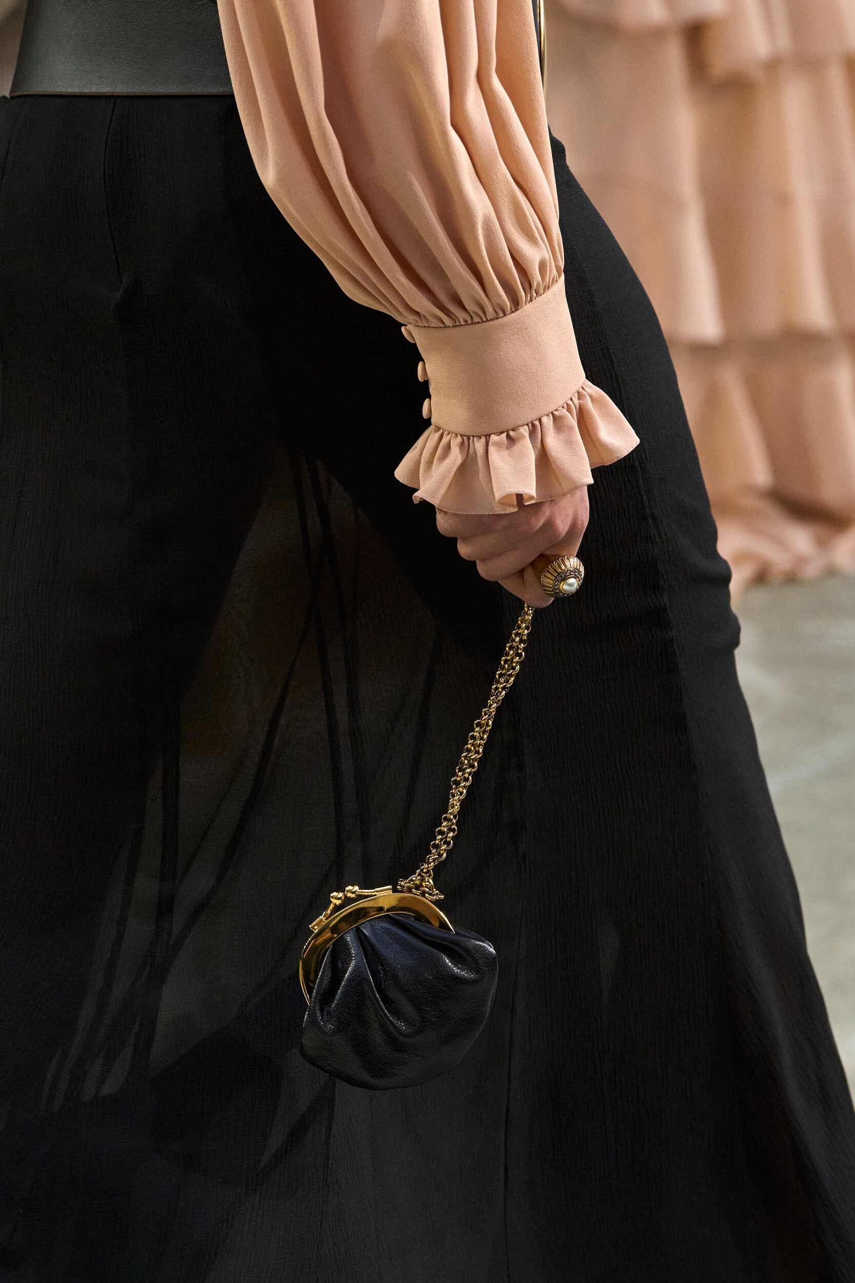 Chloe Fall 2025 Fashion Show Details