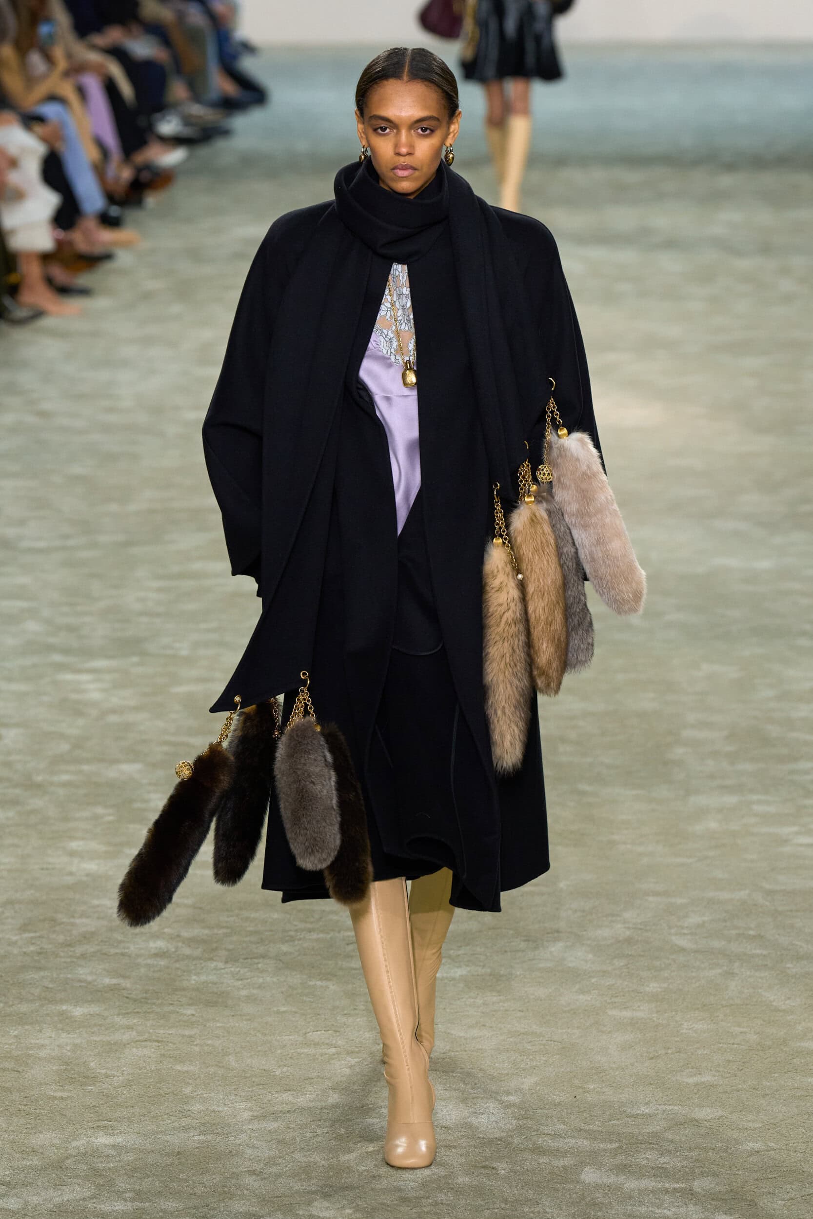 Chloe Fall 2025 Fashion Show